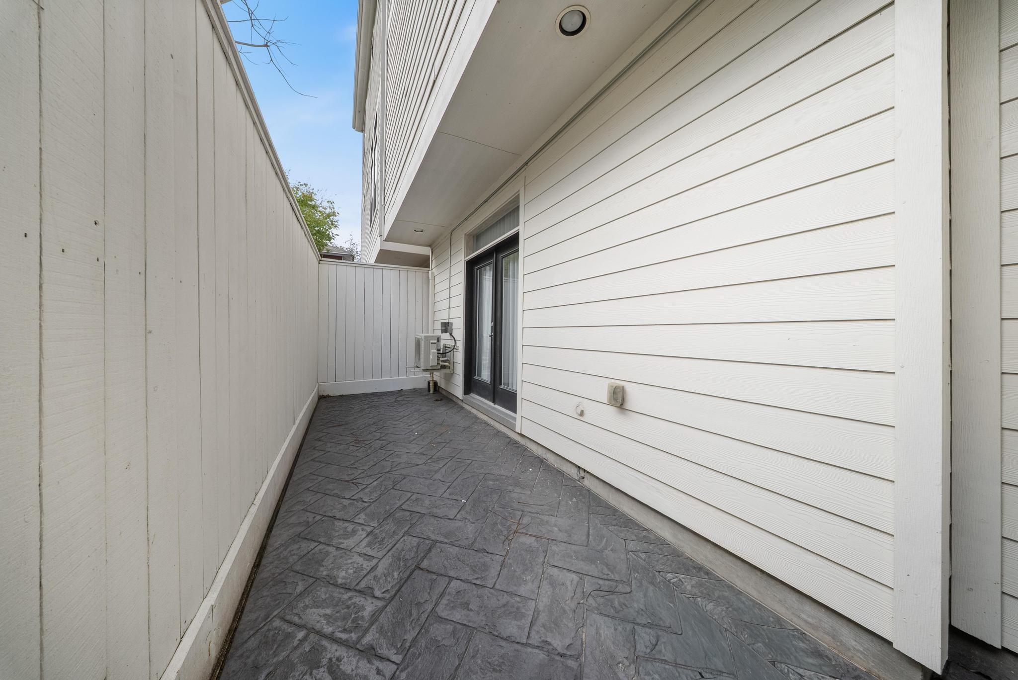 4824 La Branch St # B