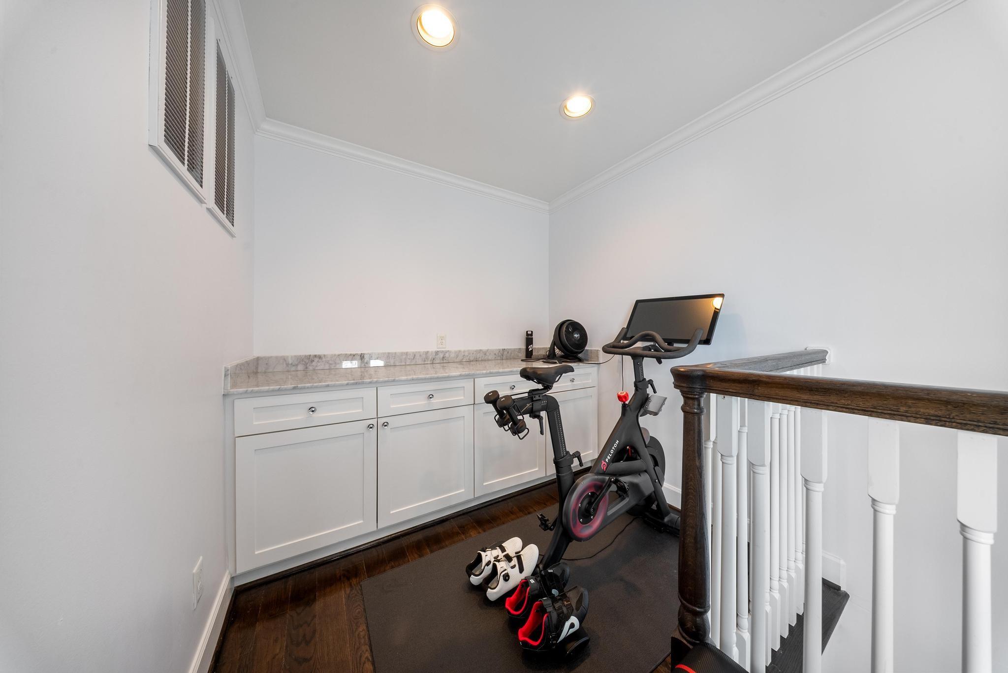 4824 La Branch St # B