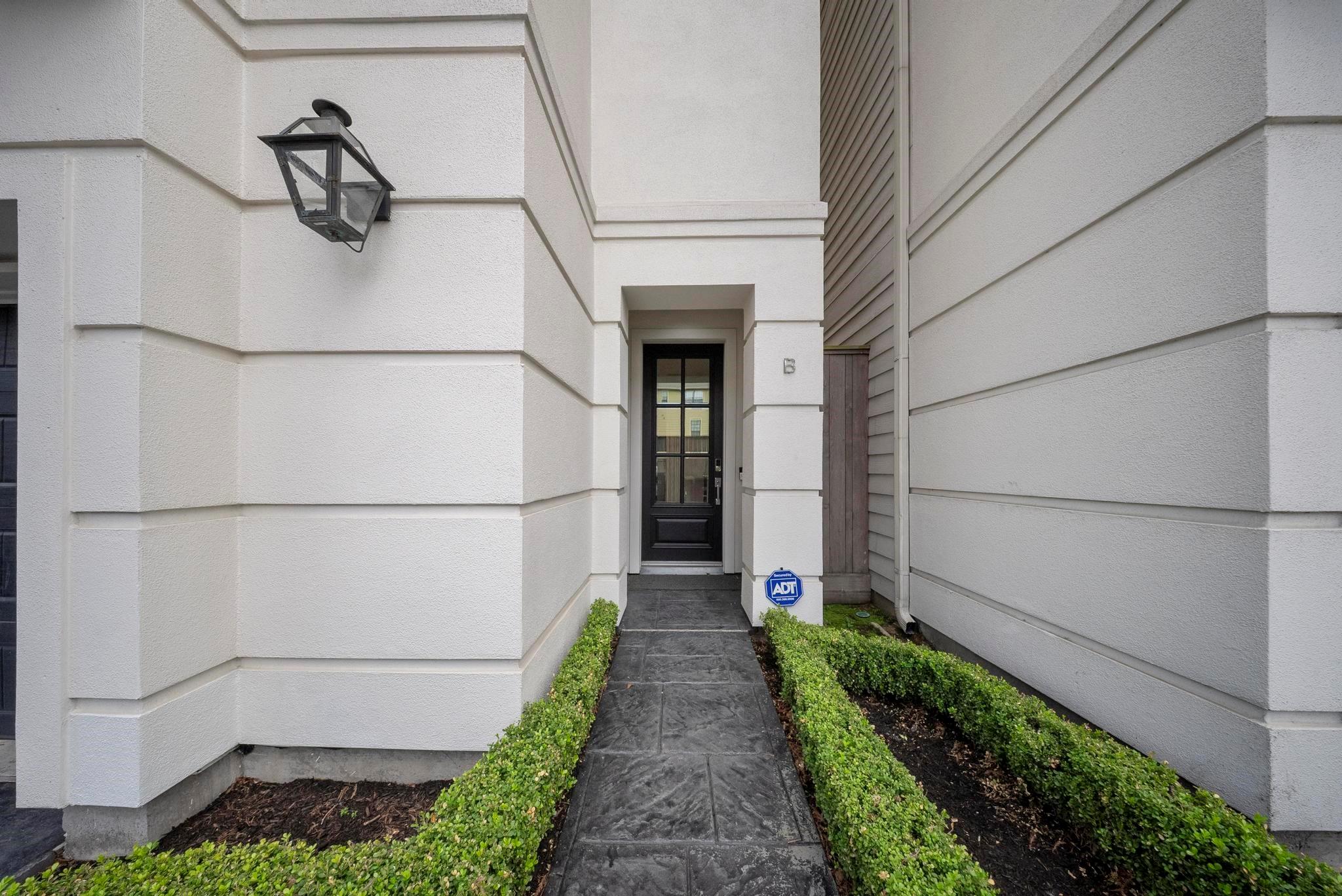 4824 La Branch St # B