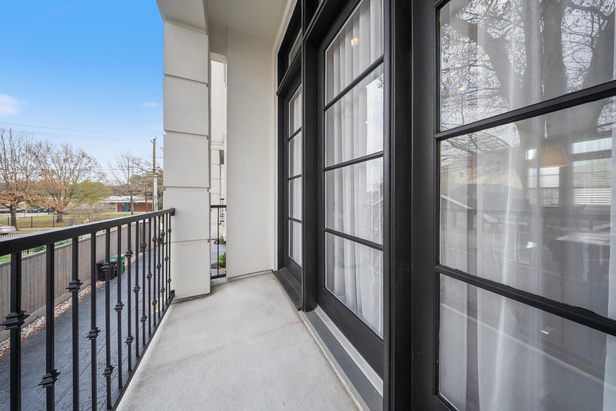 4824 La Branch St # B