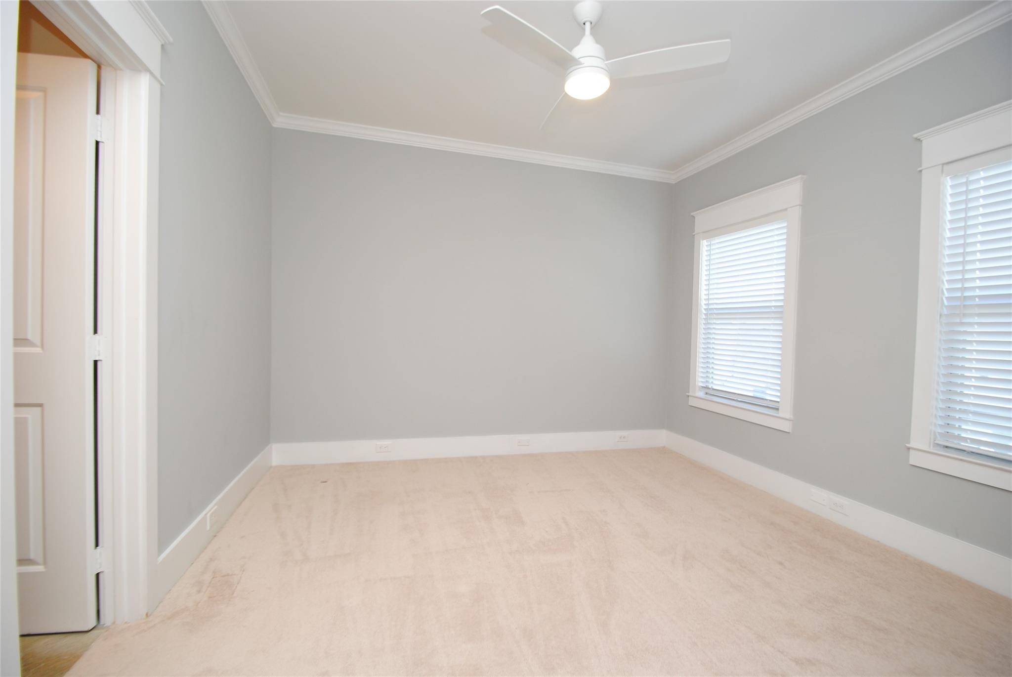 1030 W 16th Street