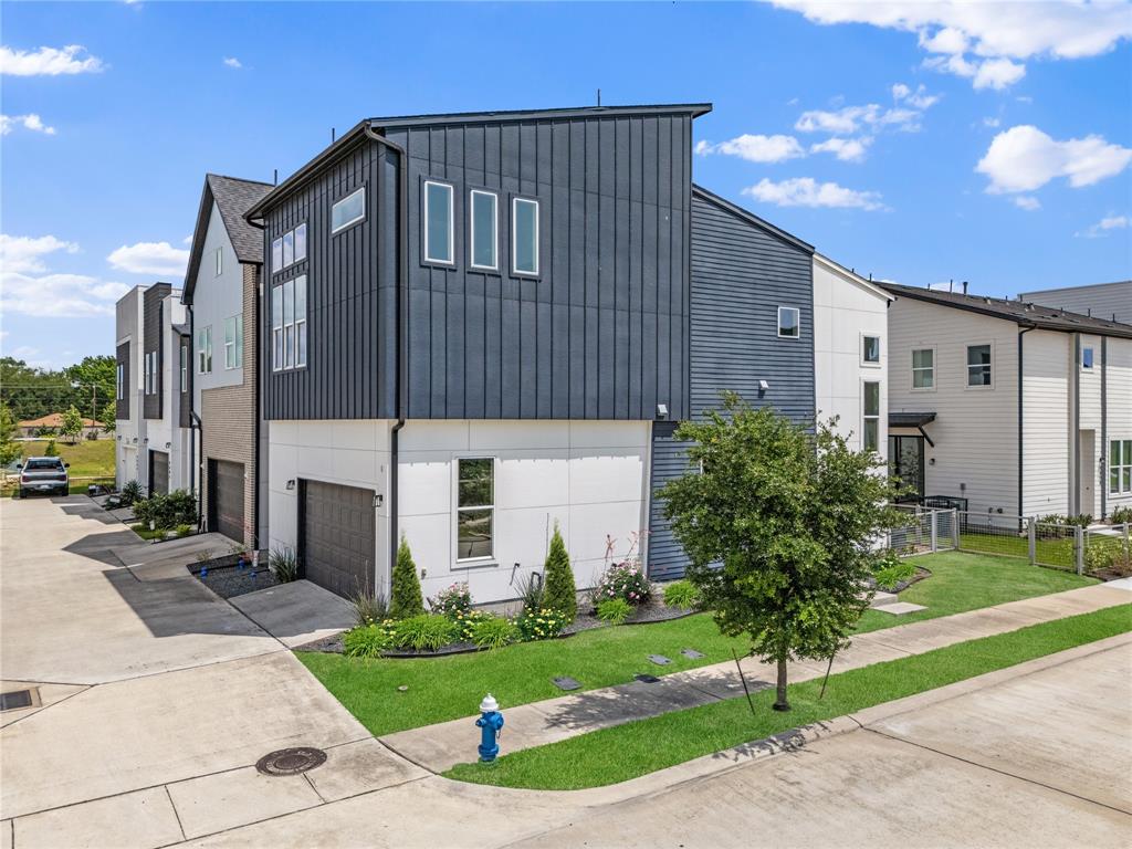 9809 Blissful Prairie Lane