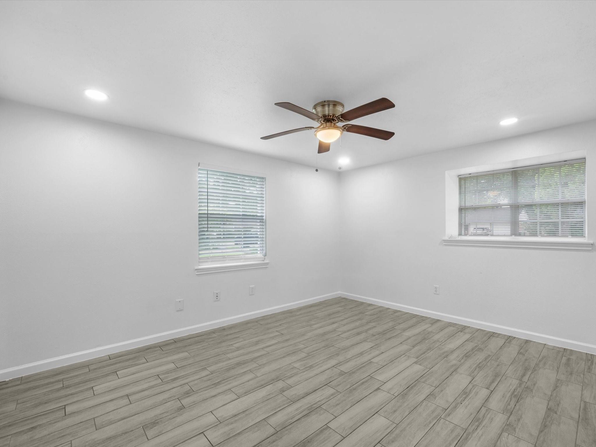 5747 Fontenelle Drive