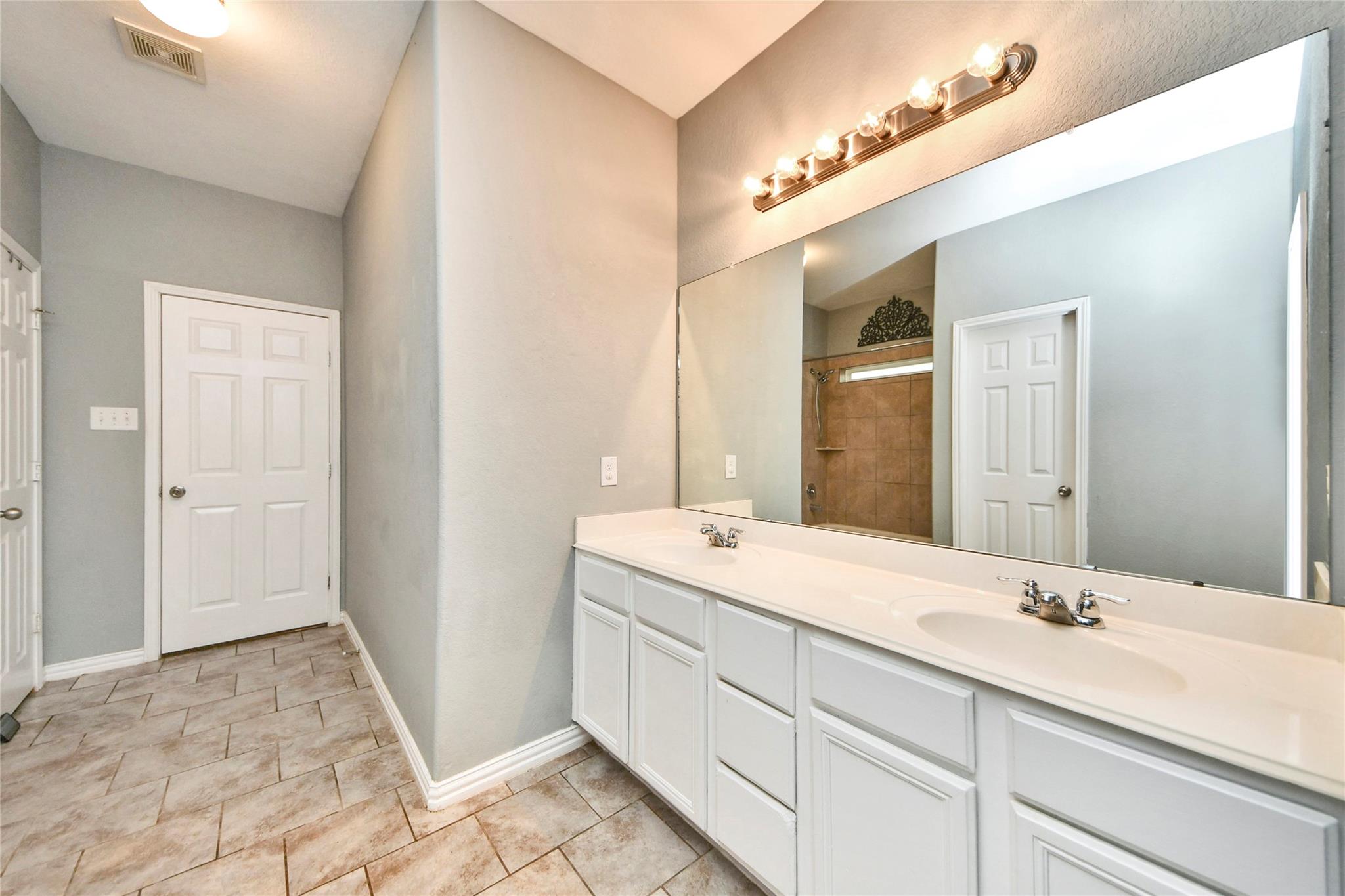 2662 Magnolia Fair Way