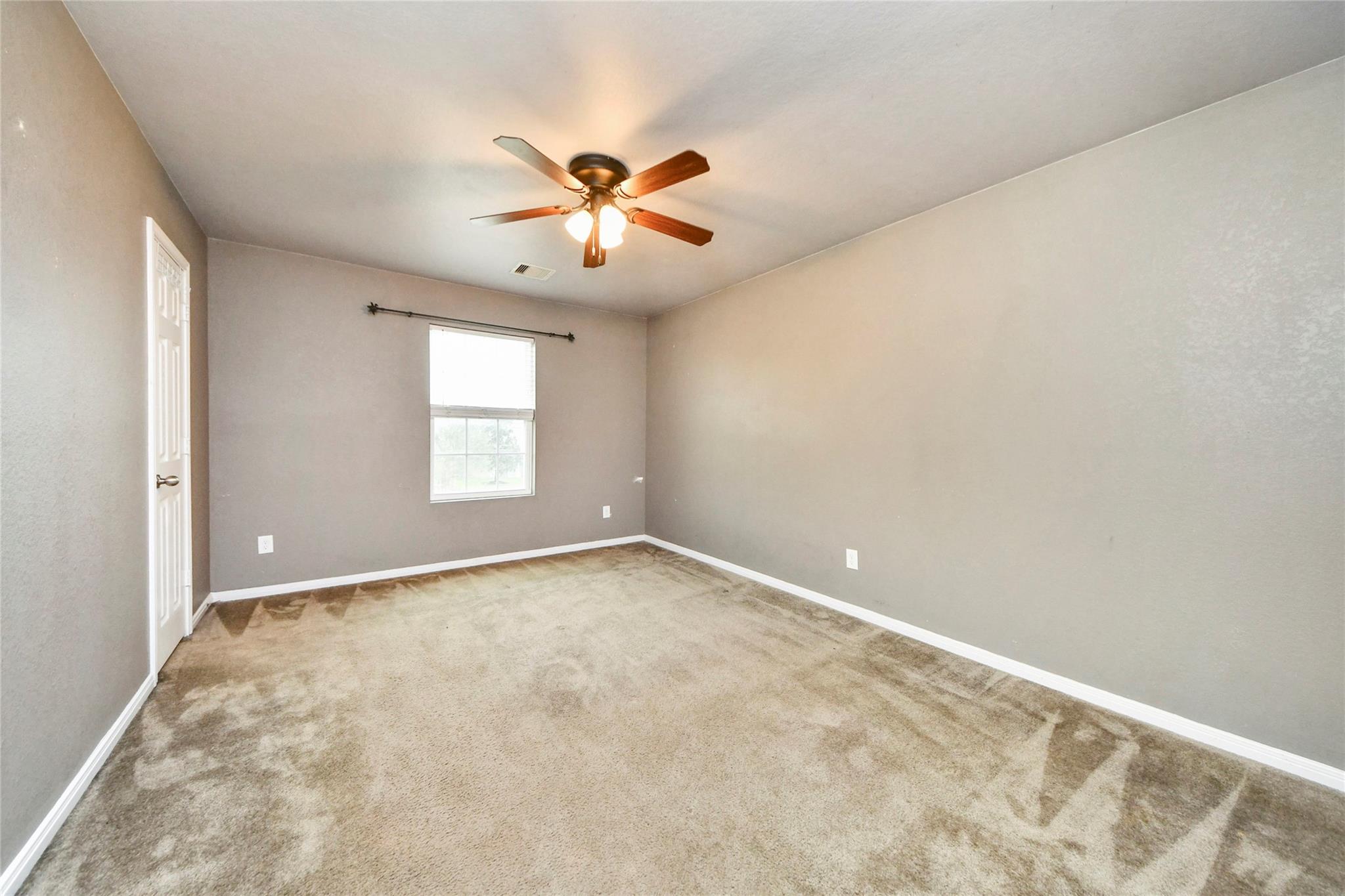 2662 Magnolia Fair Way