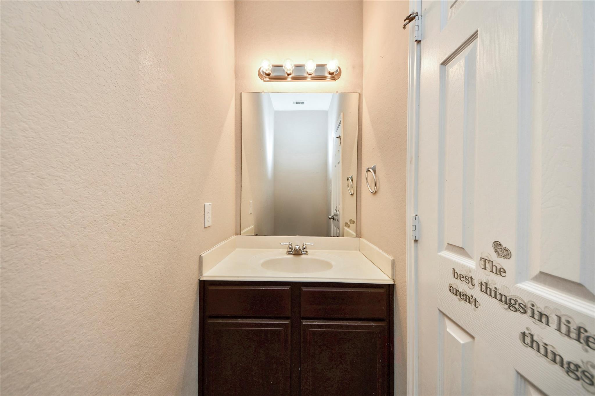 2662 Magnolia Fair Way