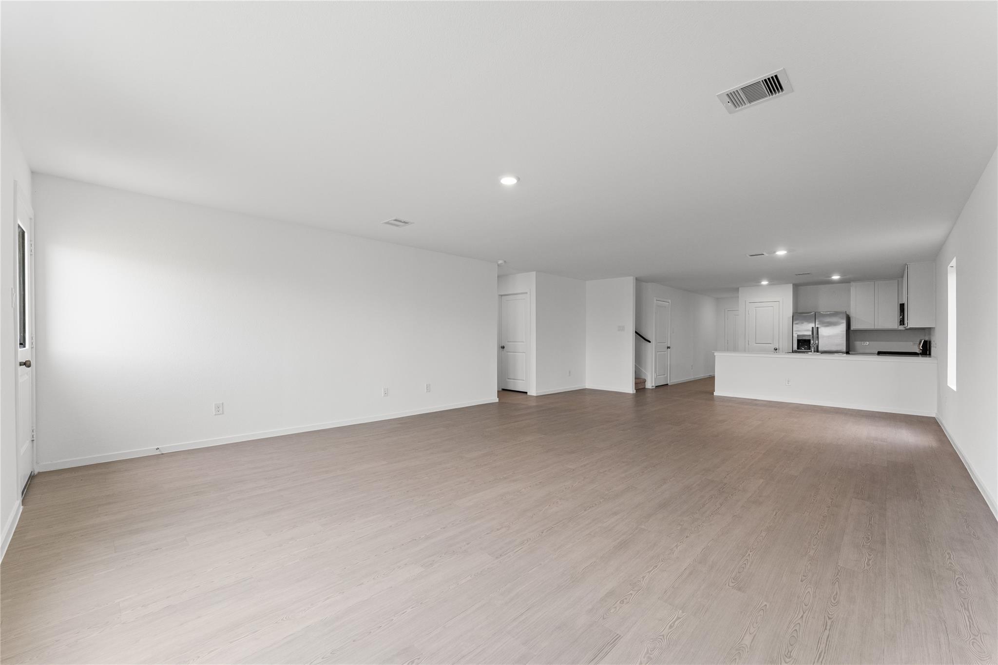 6404 Breakaway Grove Drive
