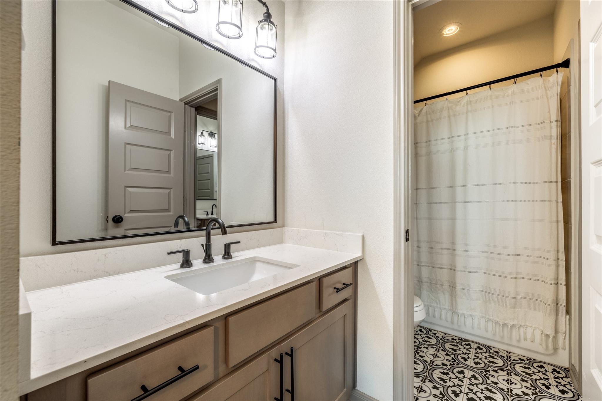 1423 Hackberry Heights Drive