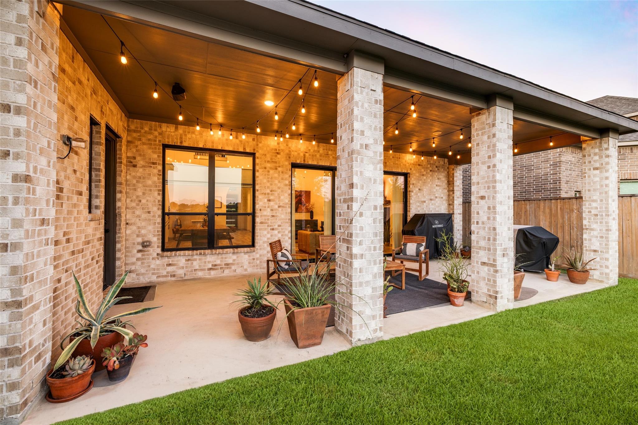 1423 Hackberry Heights Drive