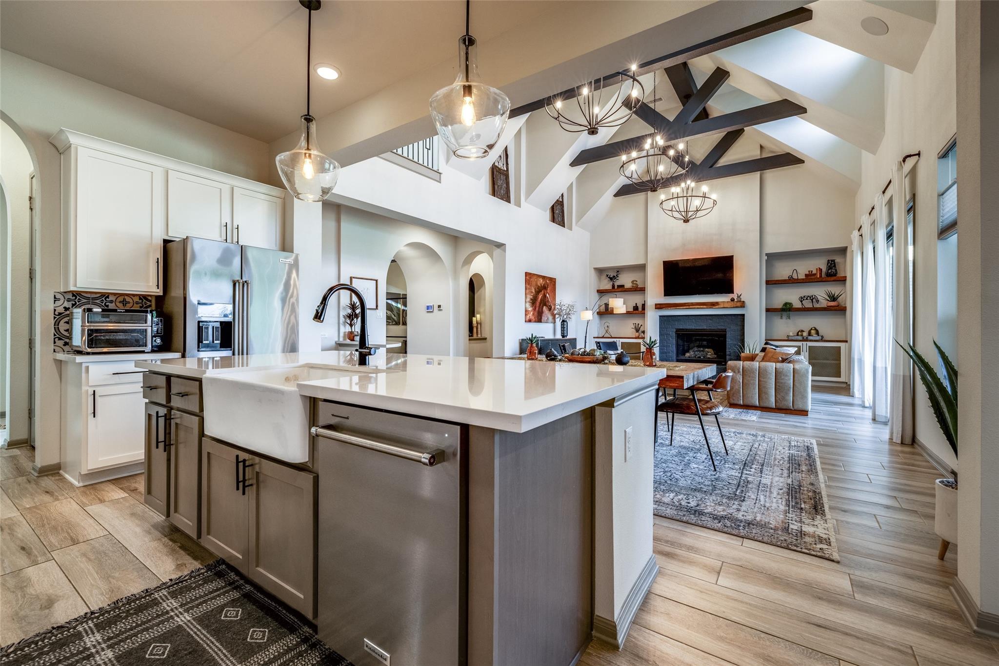 1423 Hackberry Heights Drive