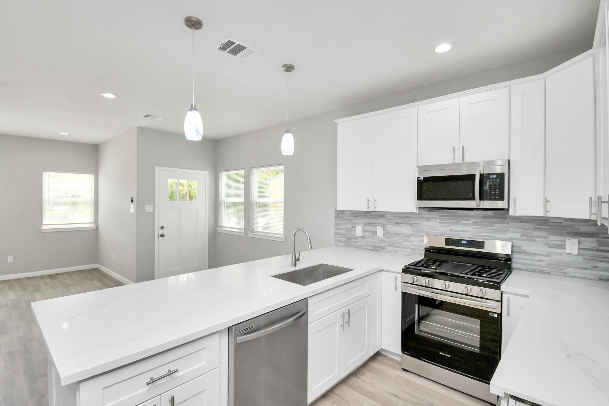 5941 Southlea Street