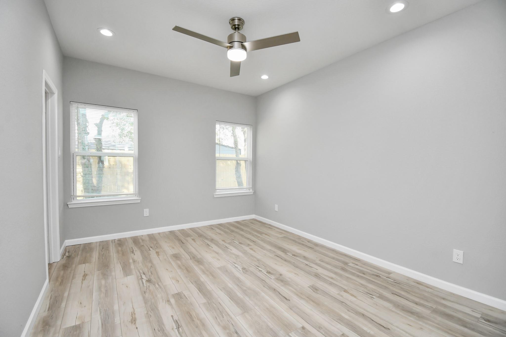 5941 Southlea Street