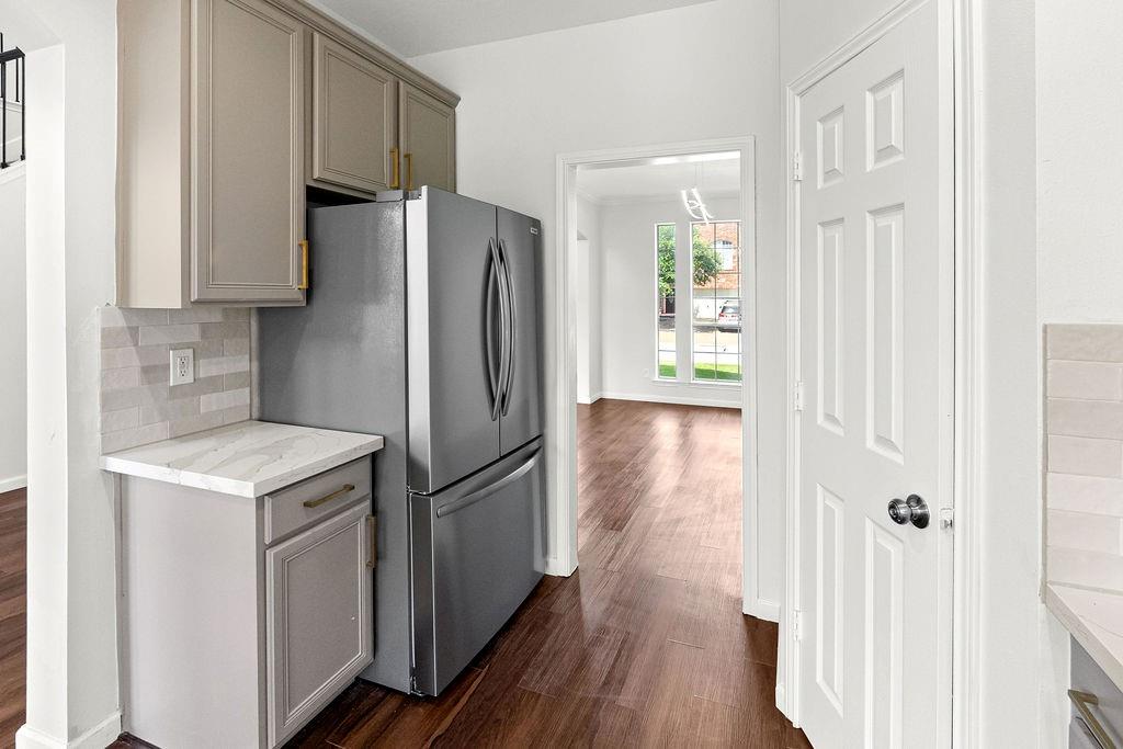22206 Bridgestone Pine Court
