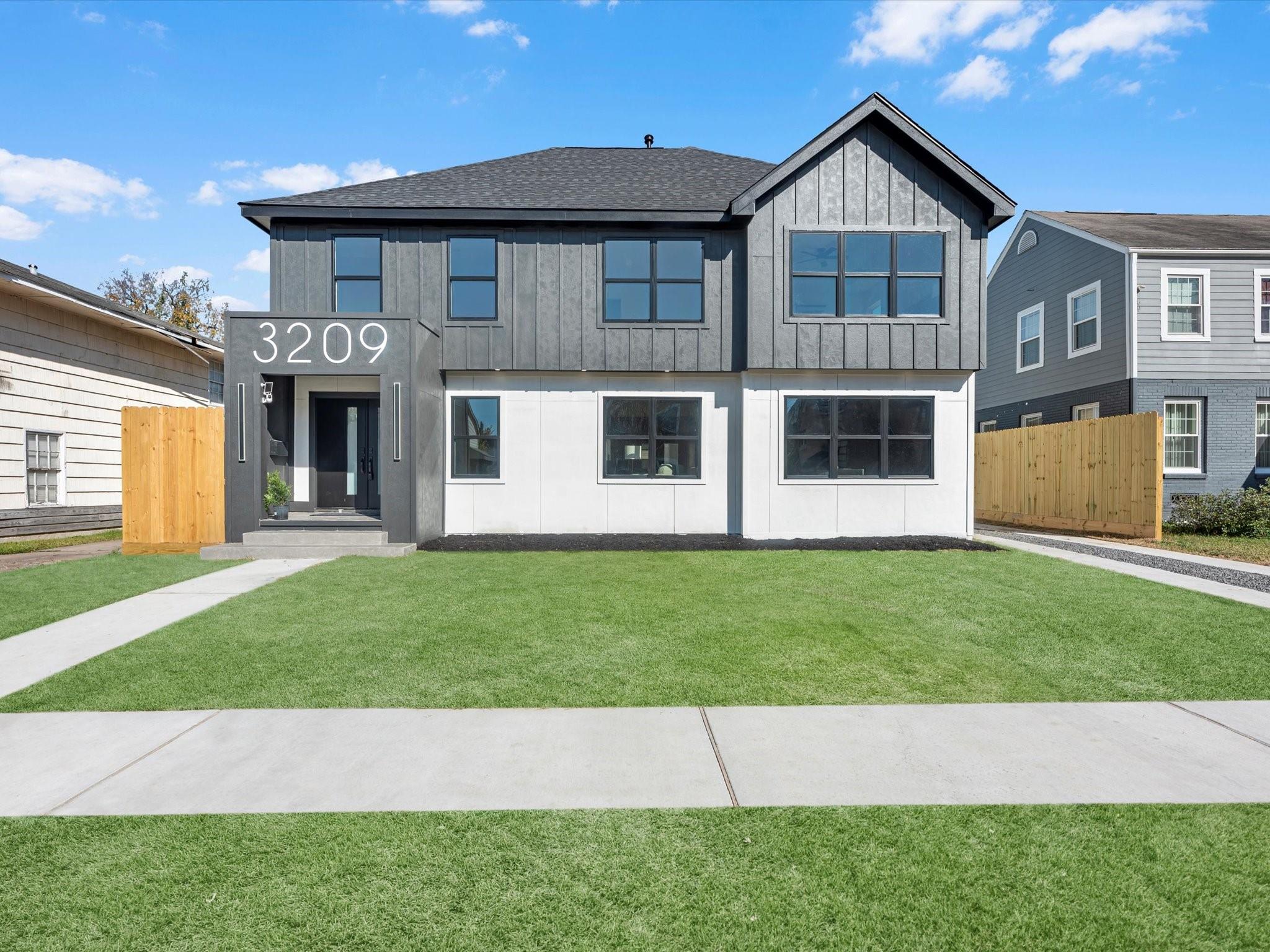 3209 Binz Street