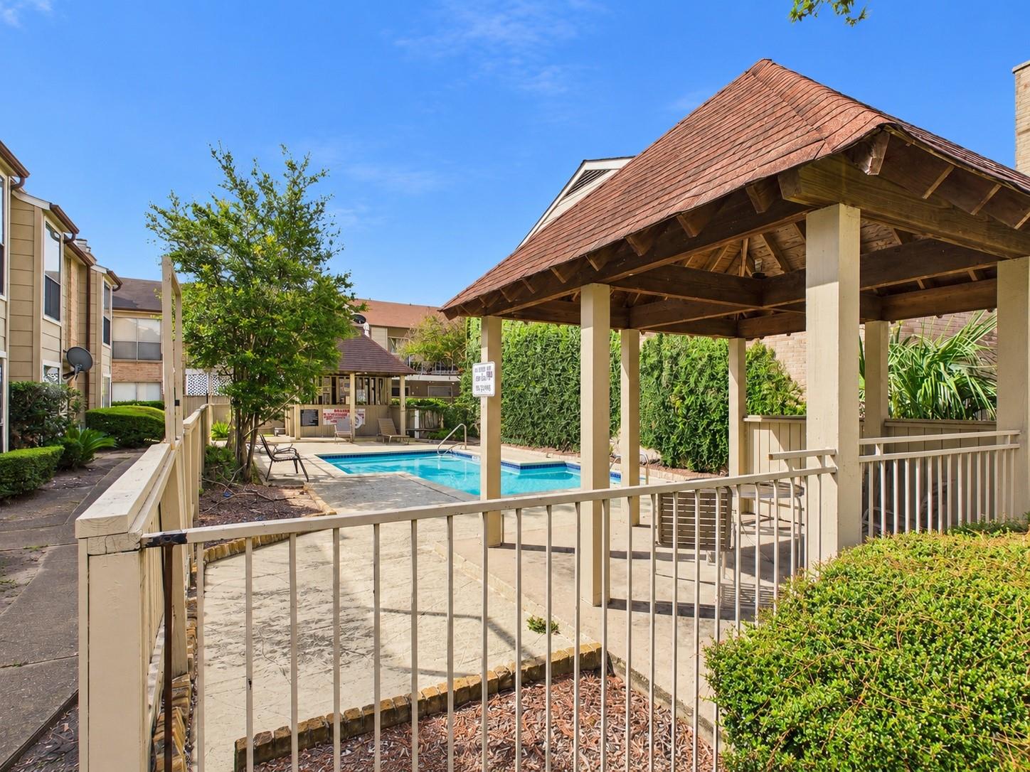 2100 Wilcrest Drive # 109