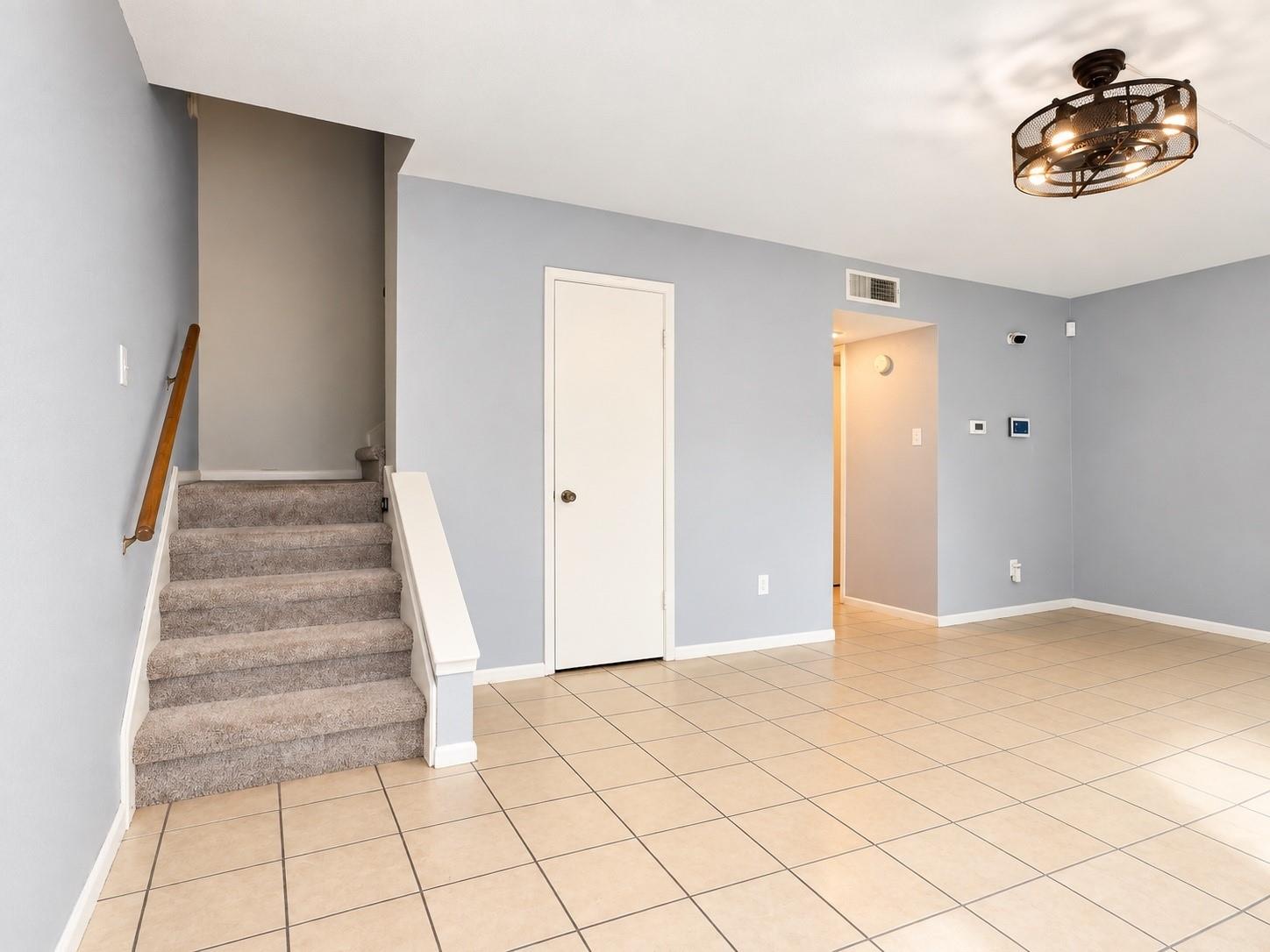 2100 Wilcrest Drive # 109