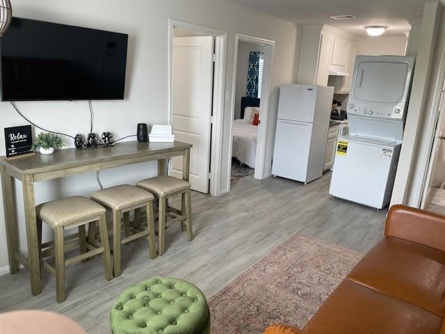 4903 Noble Street # 1