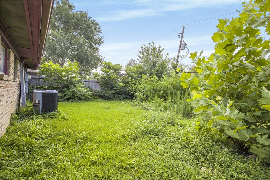 4115 Trail Lake Drive