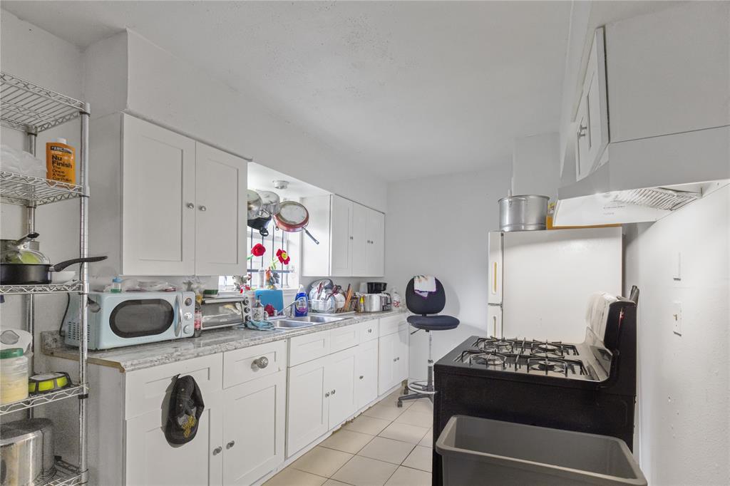 4115 Trail Lake Drive