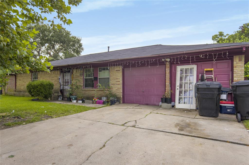 4115 Trail Lake Drive