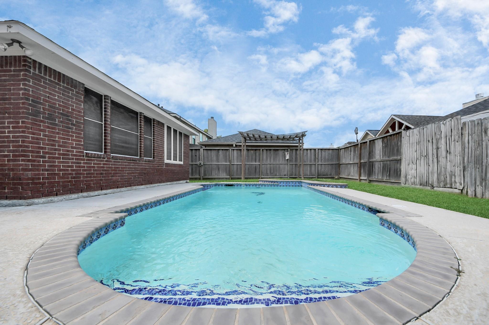 6406 Castle Lane Drive
