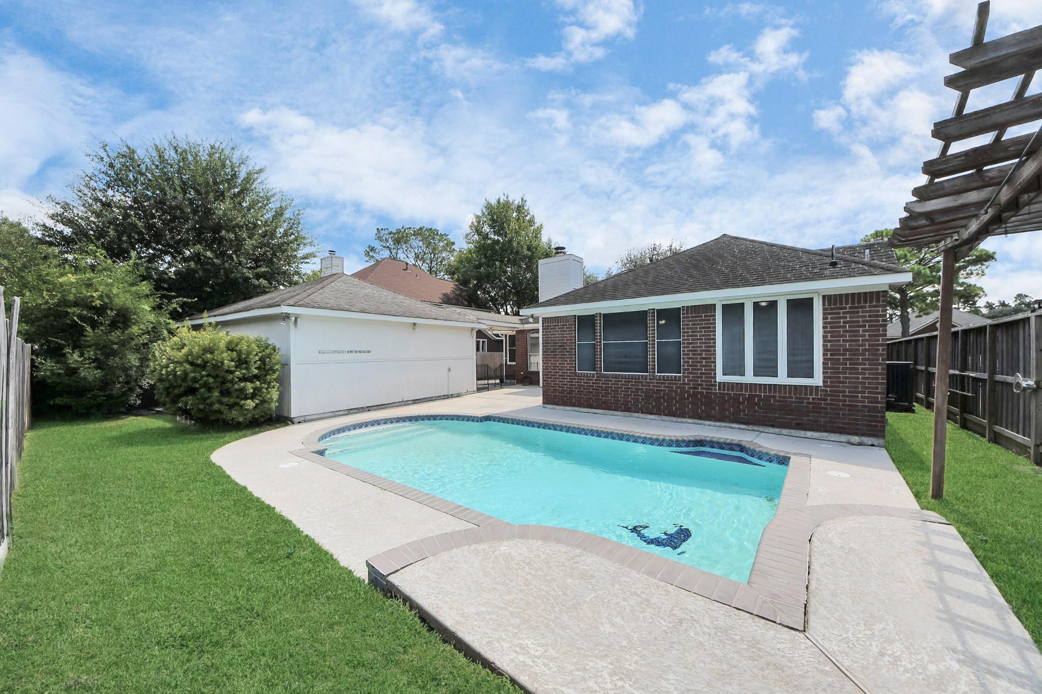 6406 Castle Lane Drive