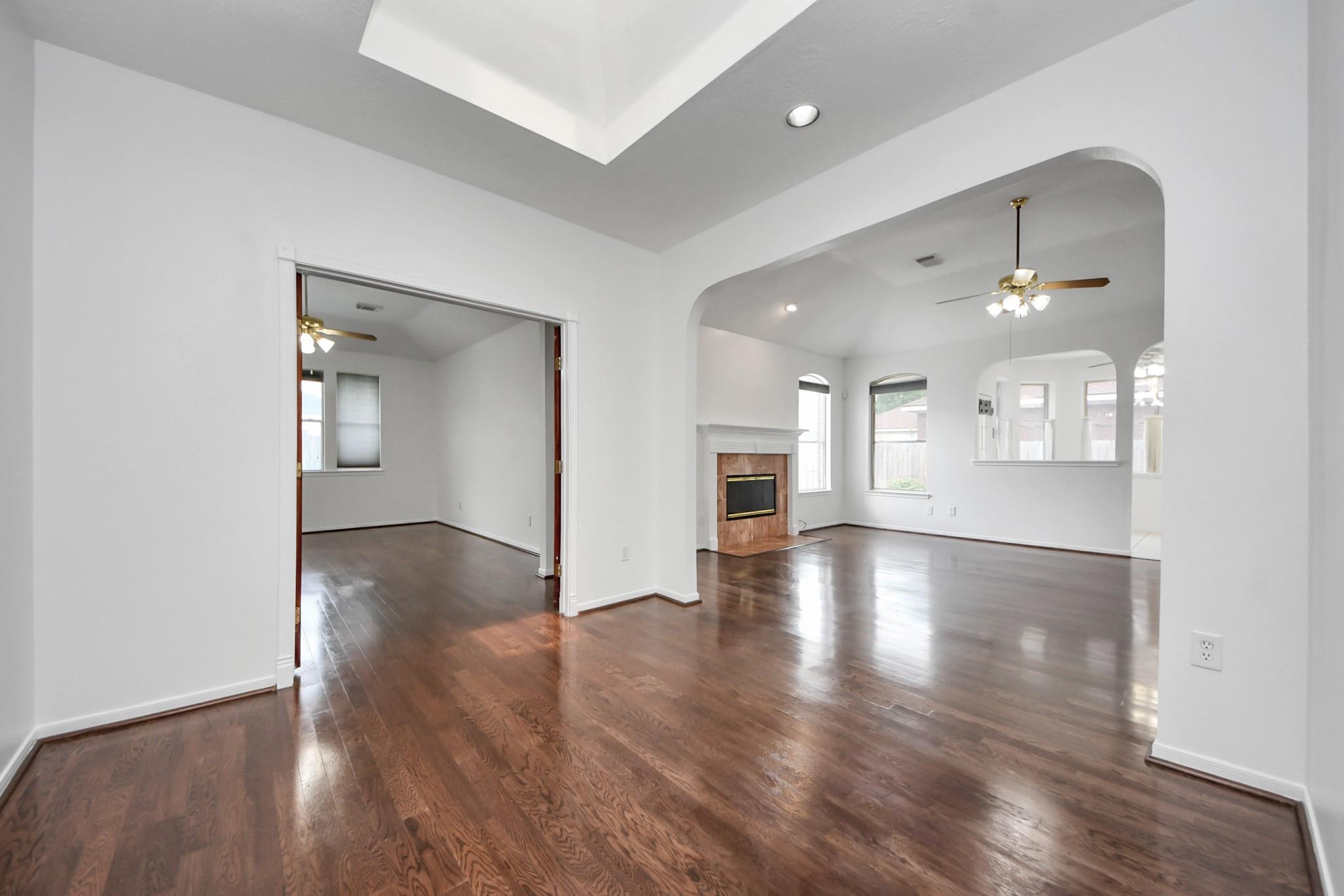 6406 Castle Lane Drive