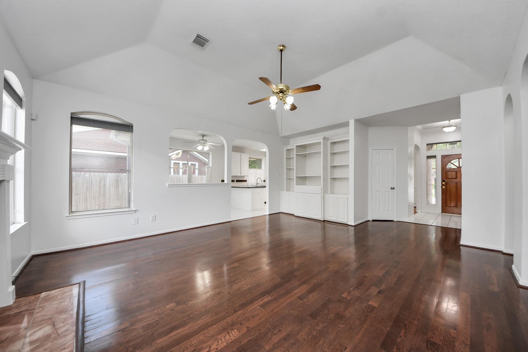 6406 Castle Lane Drive