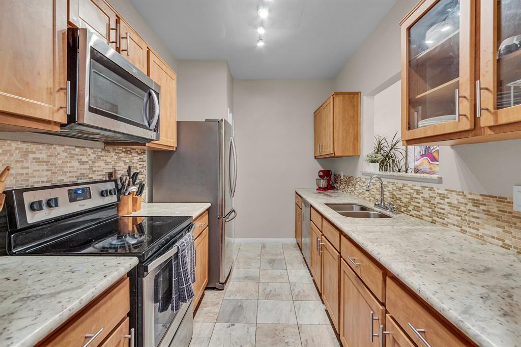 3006 Holly Hall Street # 3006