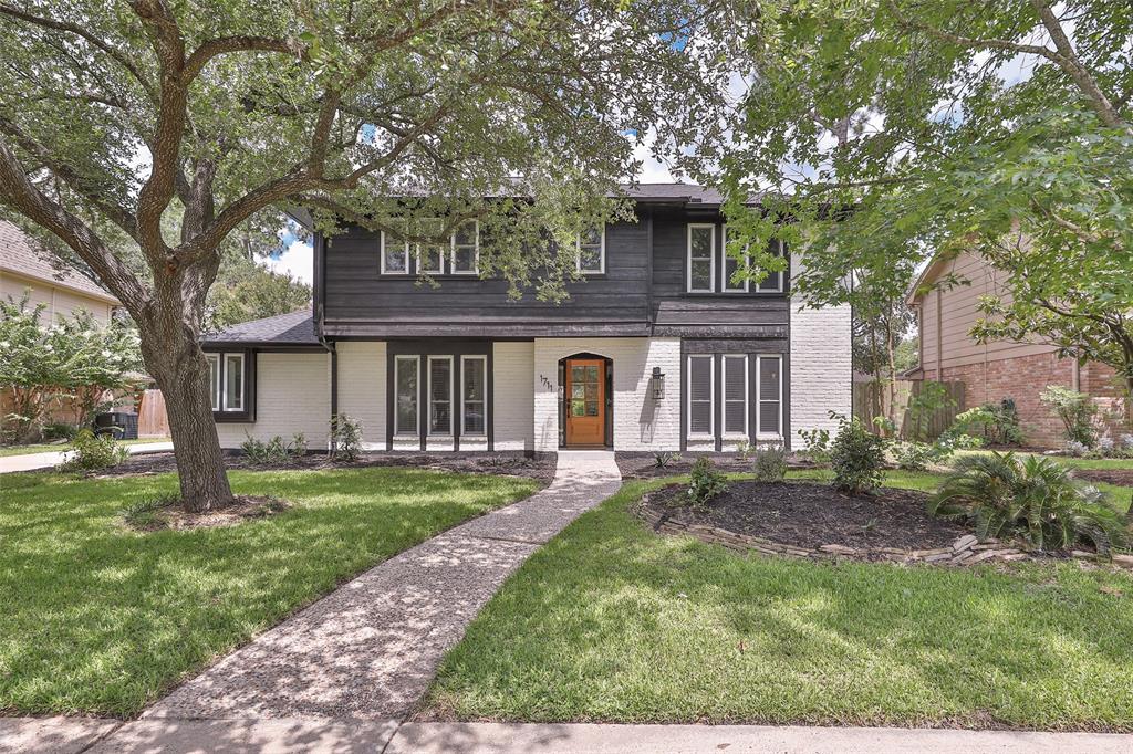 1711 Mossy Stone Drive