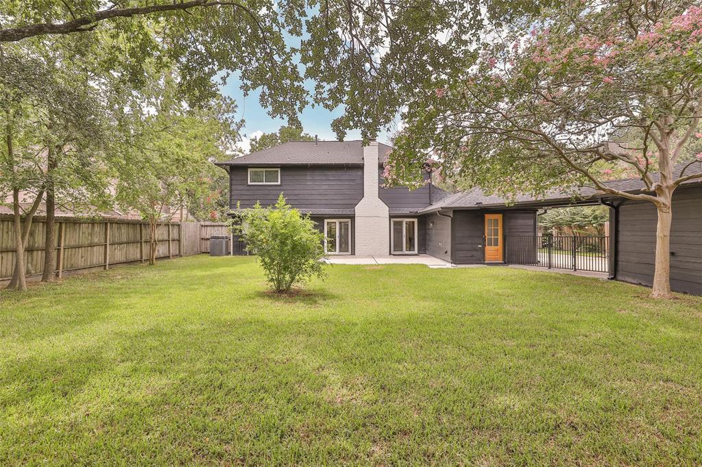 1711 Mossy Stone Drive