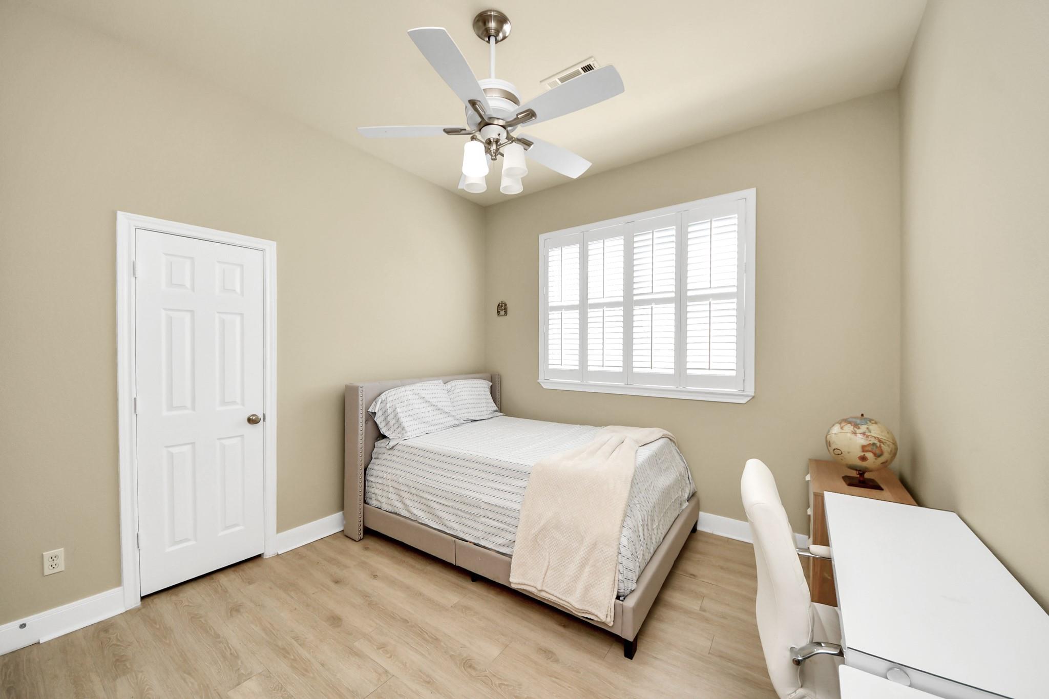 10342 Solitaire Circle