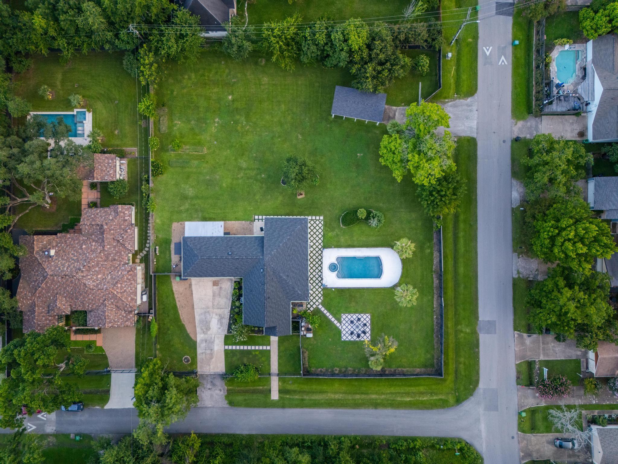 9115 Poco Road