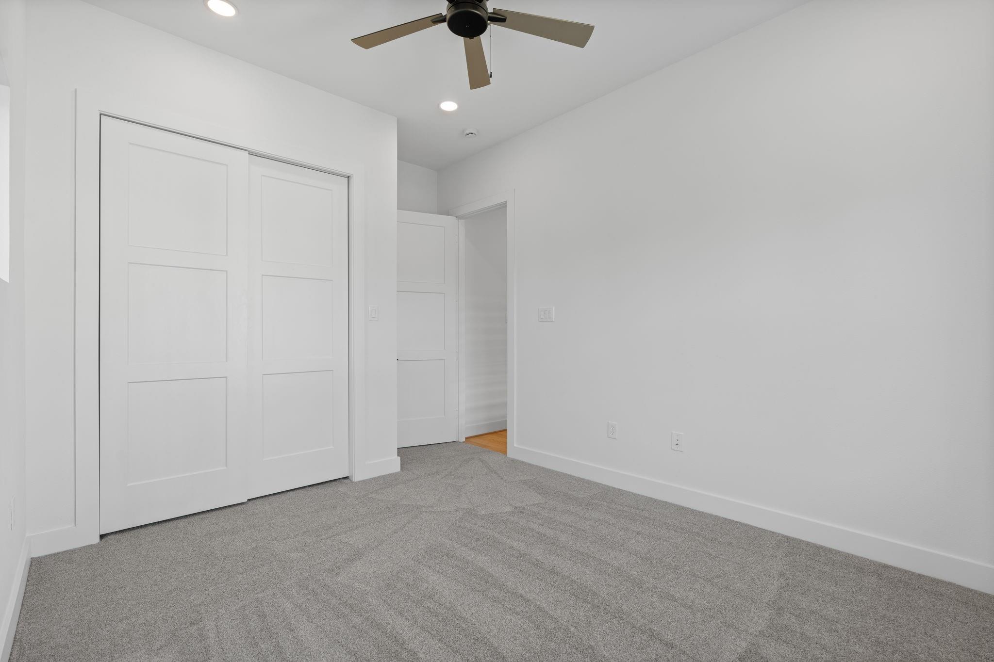 1103 E 37th Street