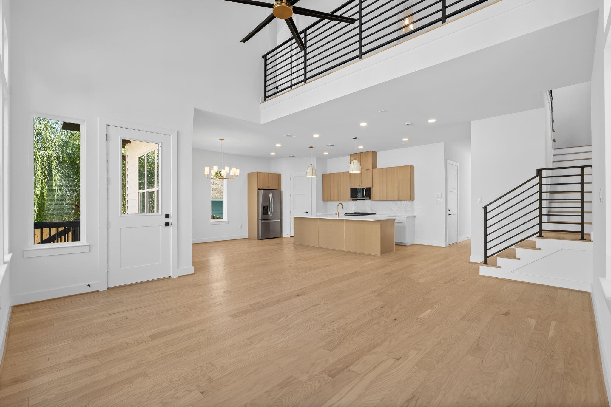 1103 E 37th Street