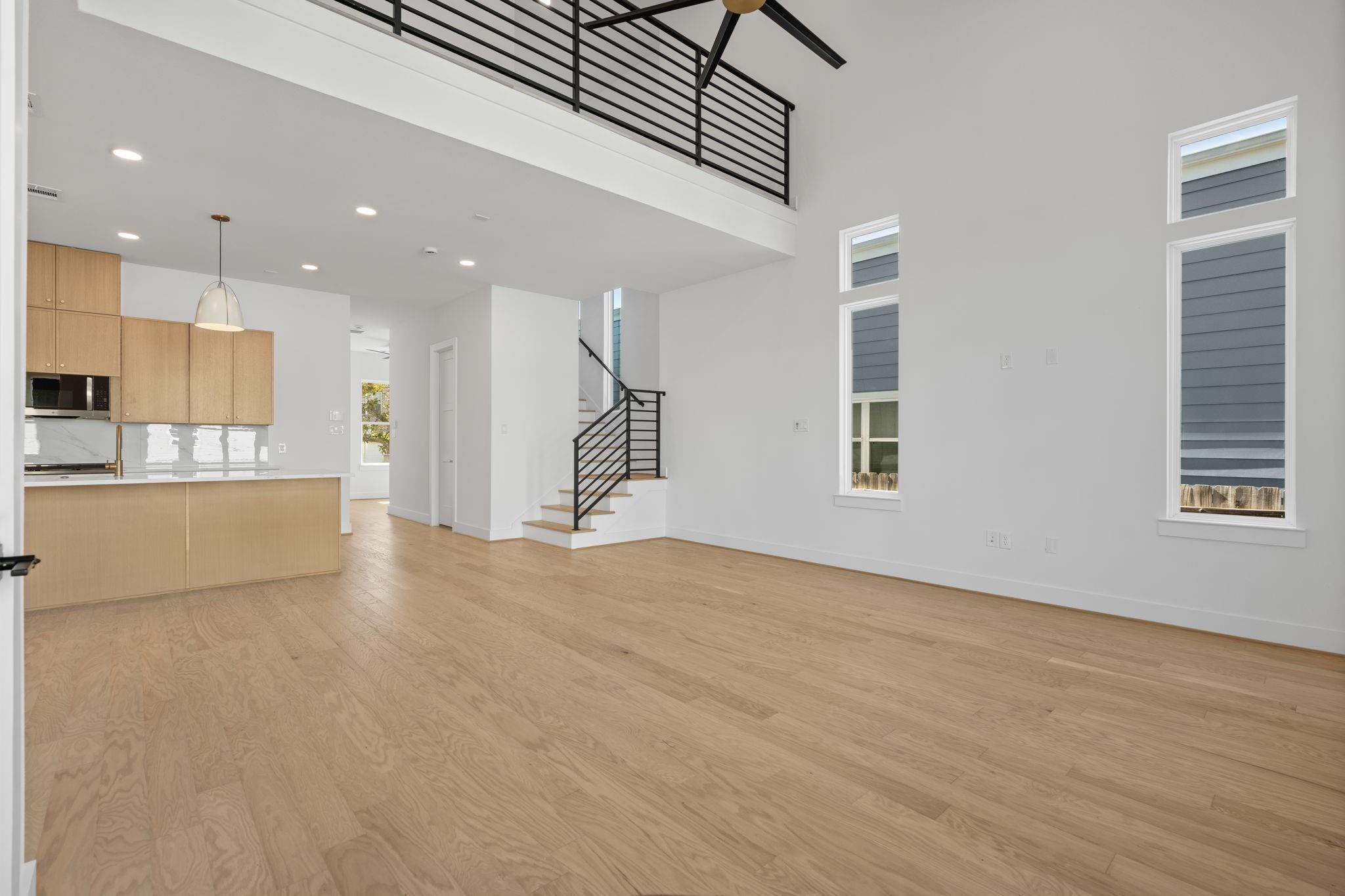 1103 E 37th Street