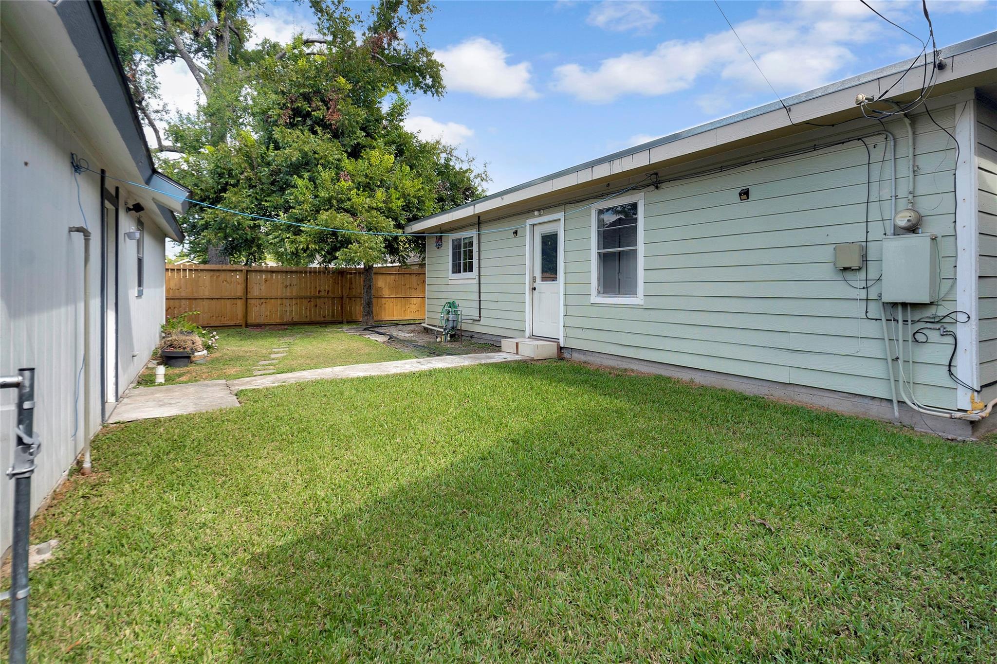 2919 Cochran Street