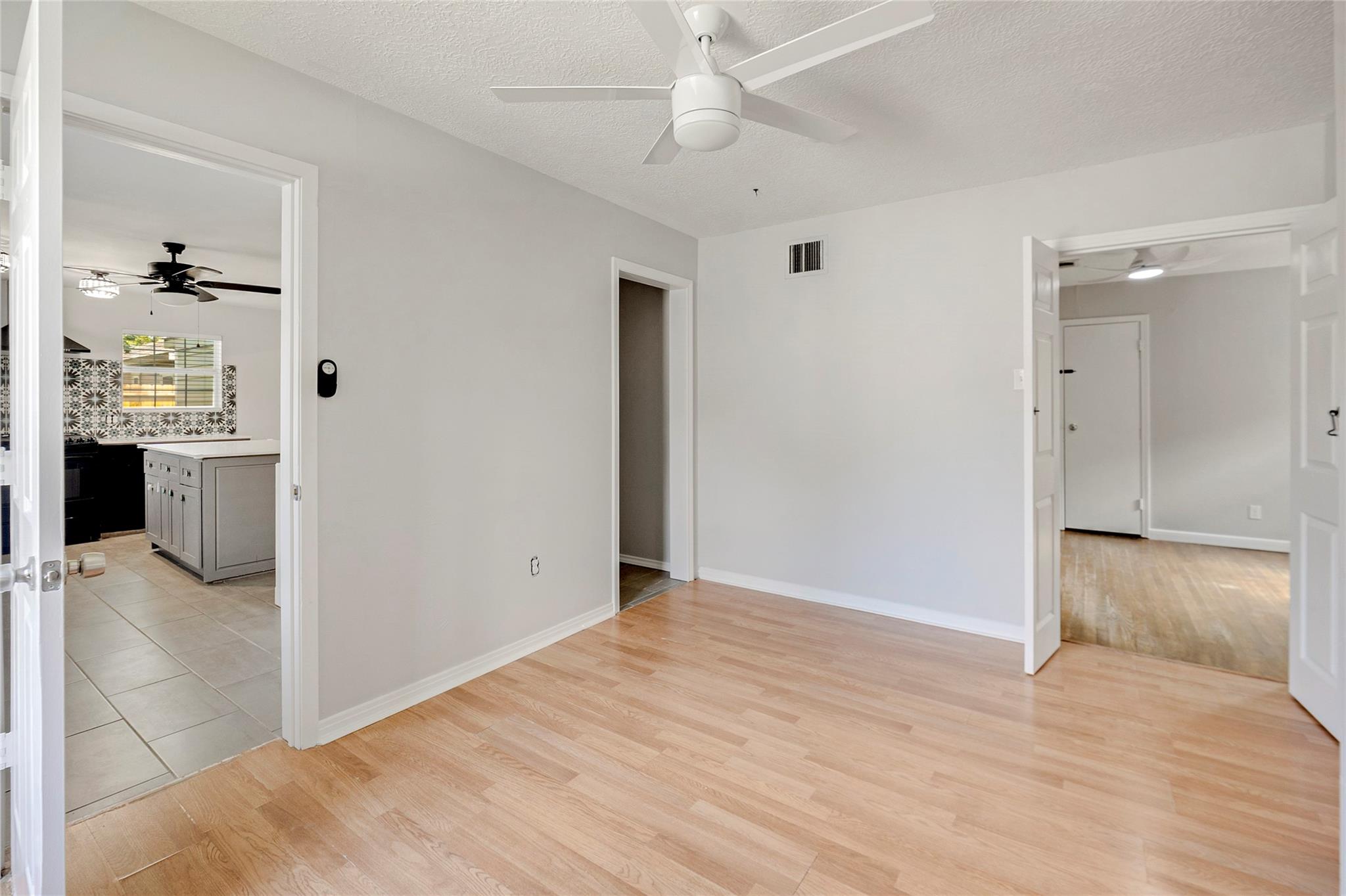2919 Cochran Street