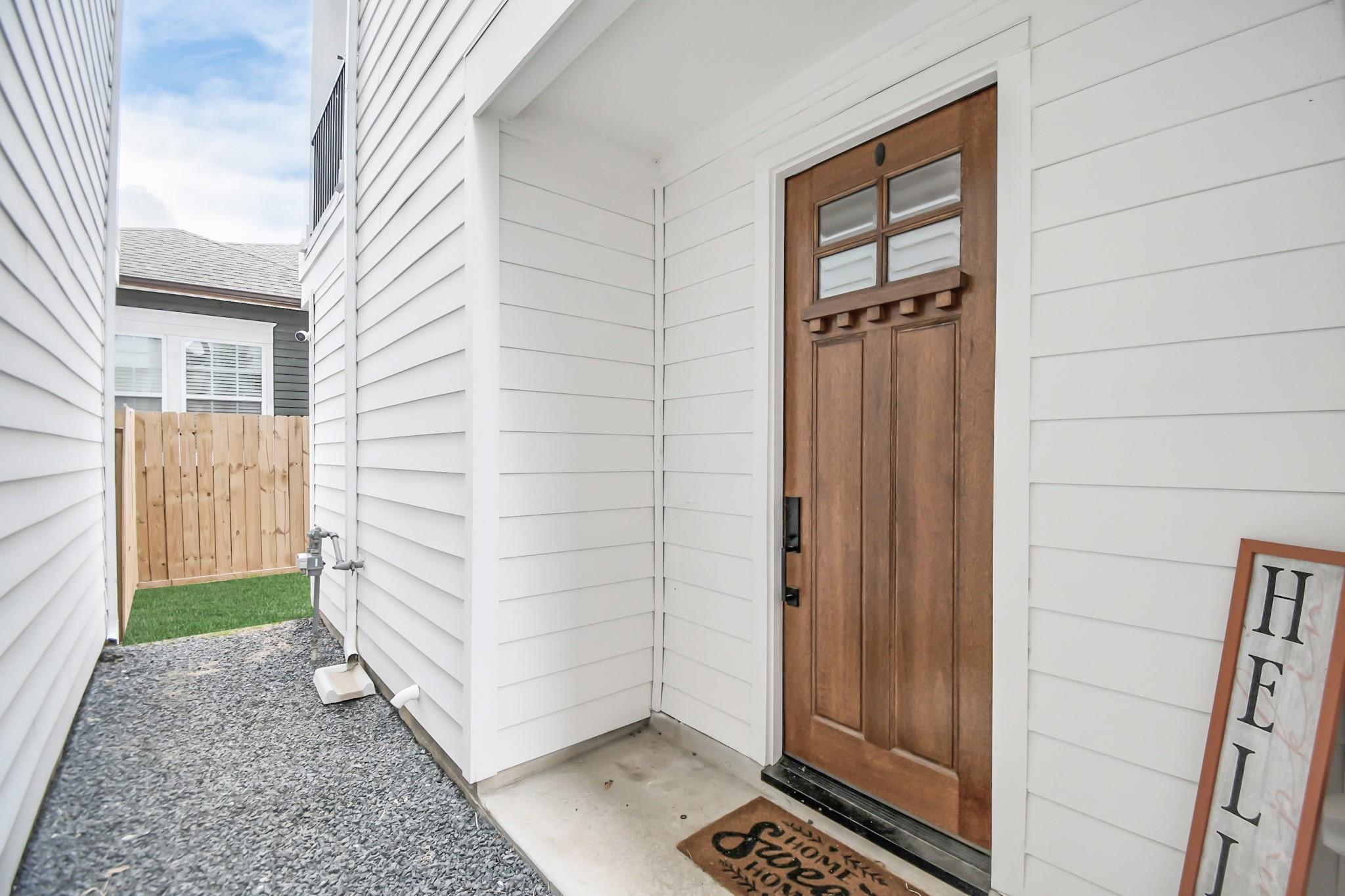 2015 Cochran Street