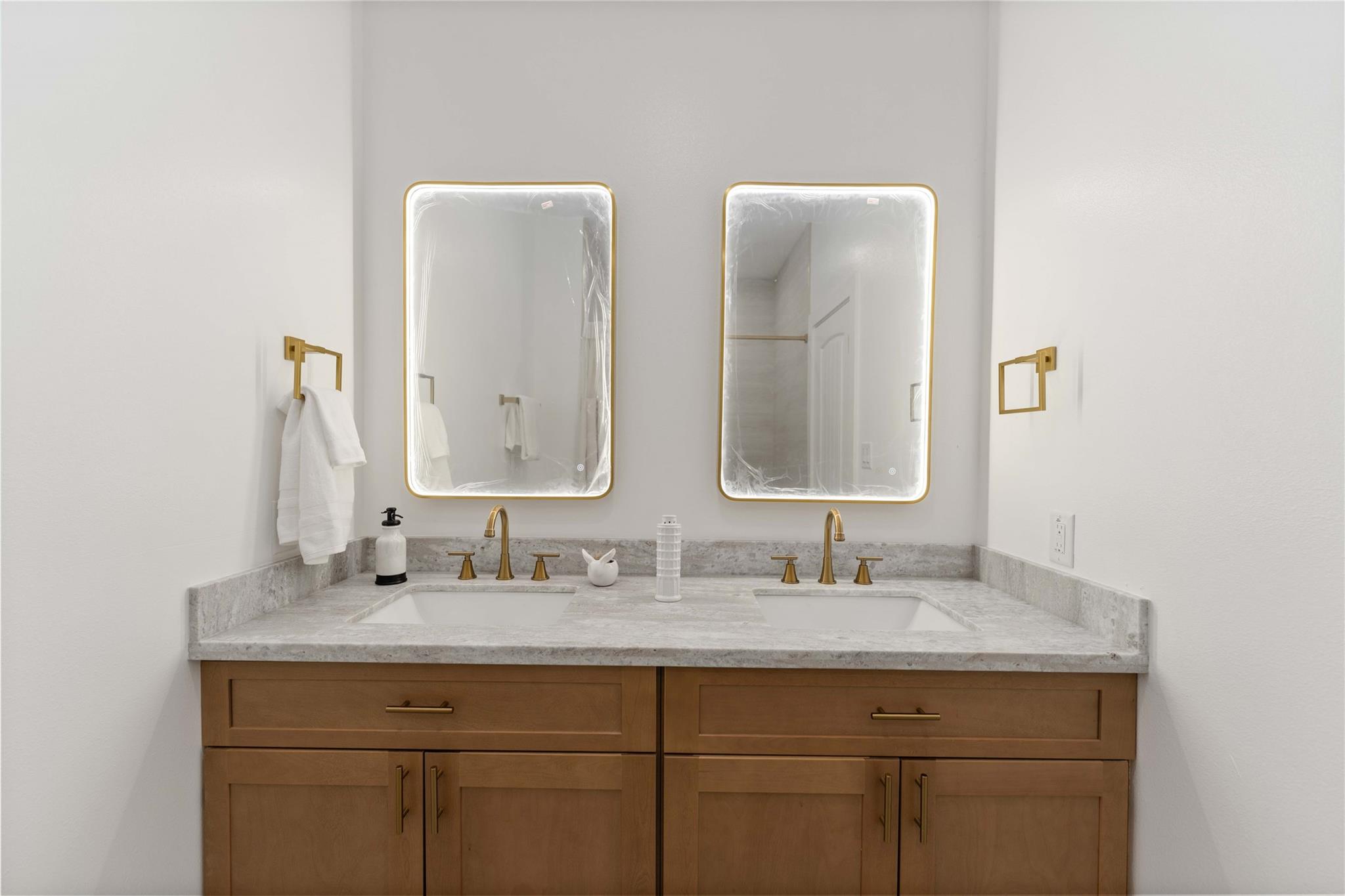 7129 Springdale Street Unit: A/B