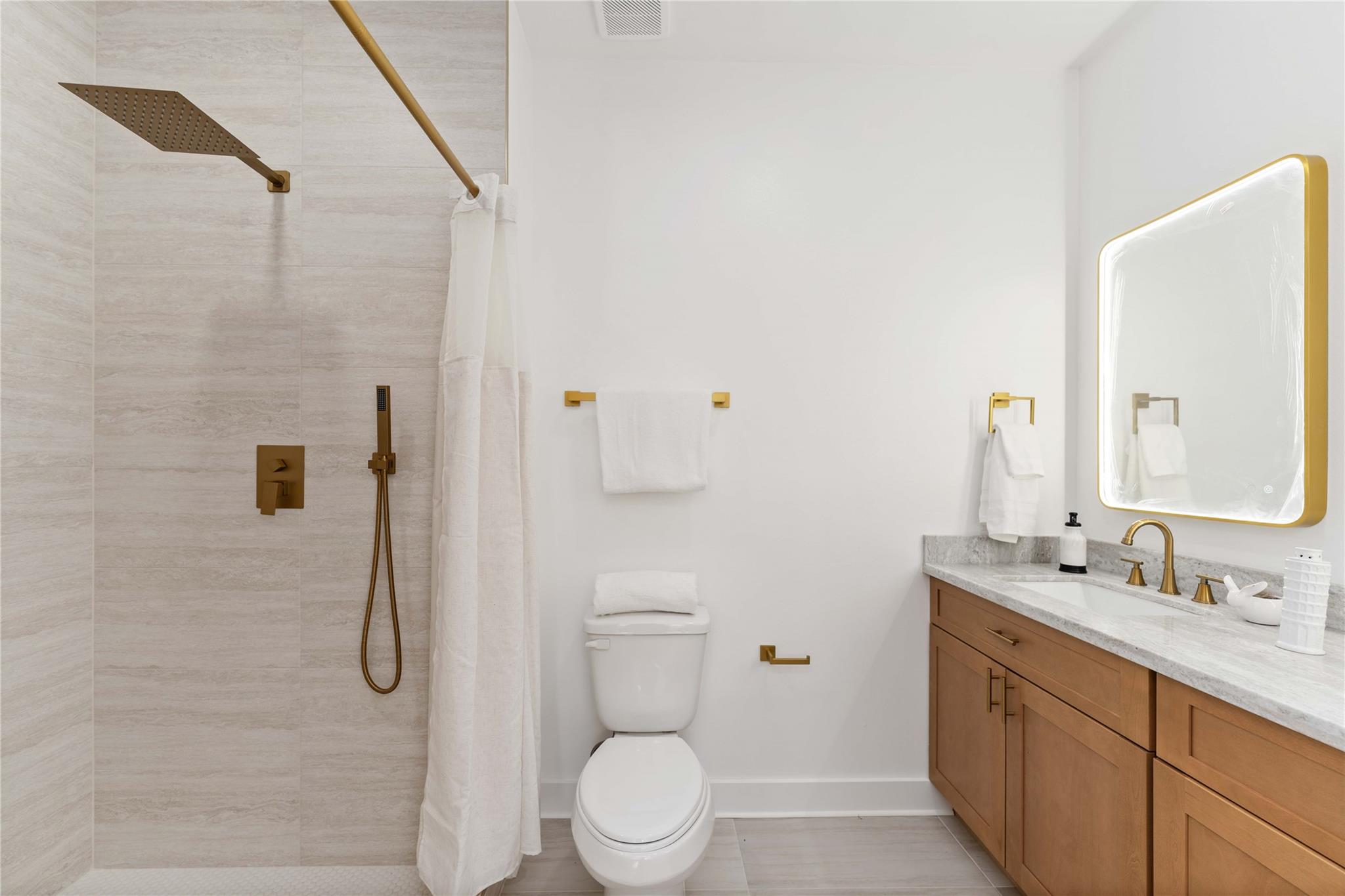 7129 Springdale Street Unit: A/B