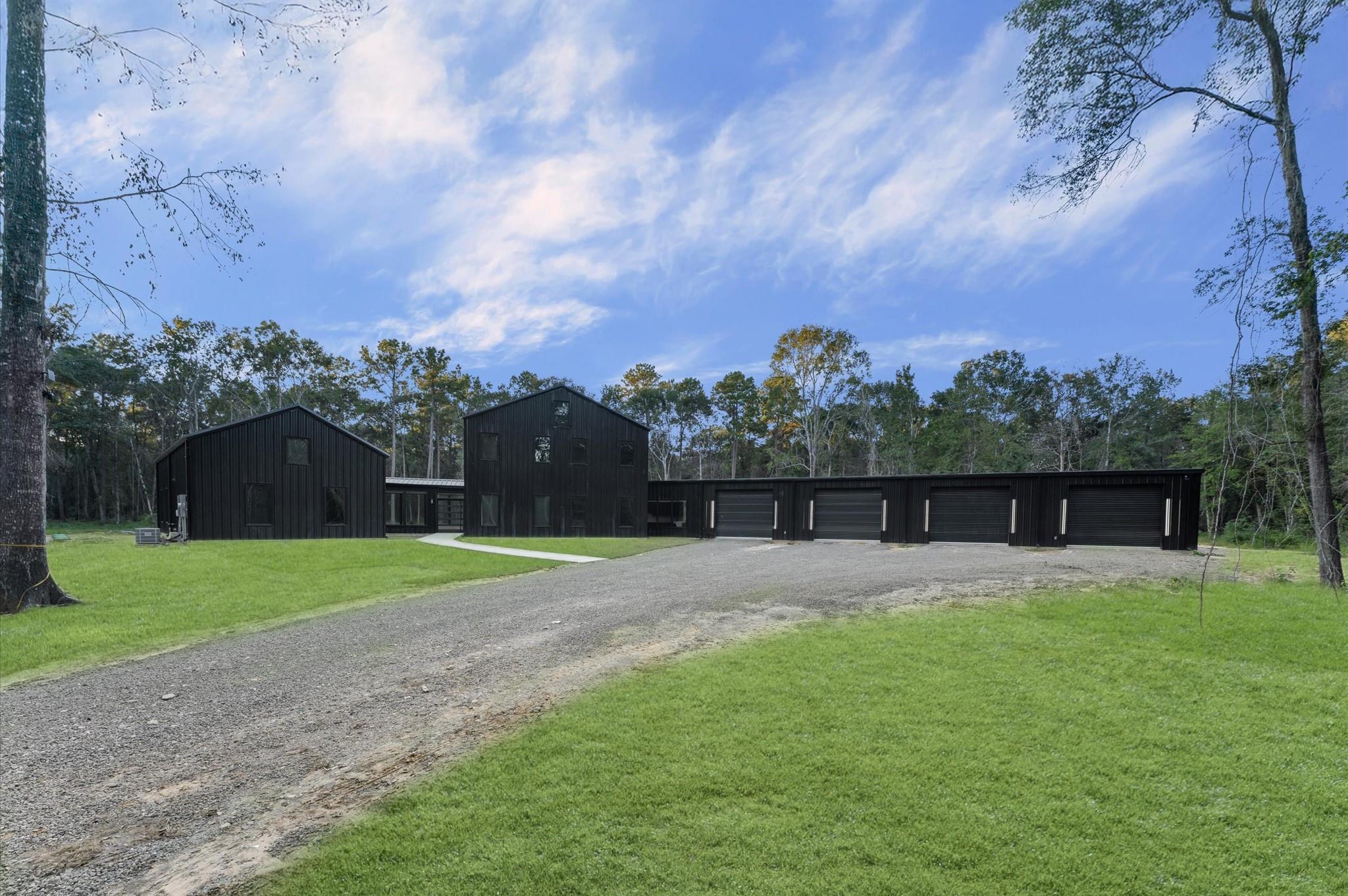 11415 Magnolia Bend Drive