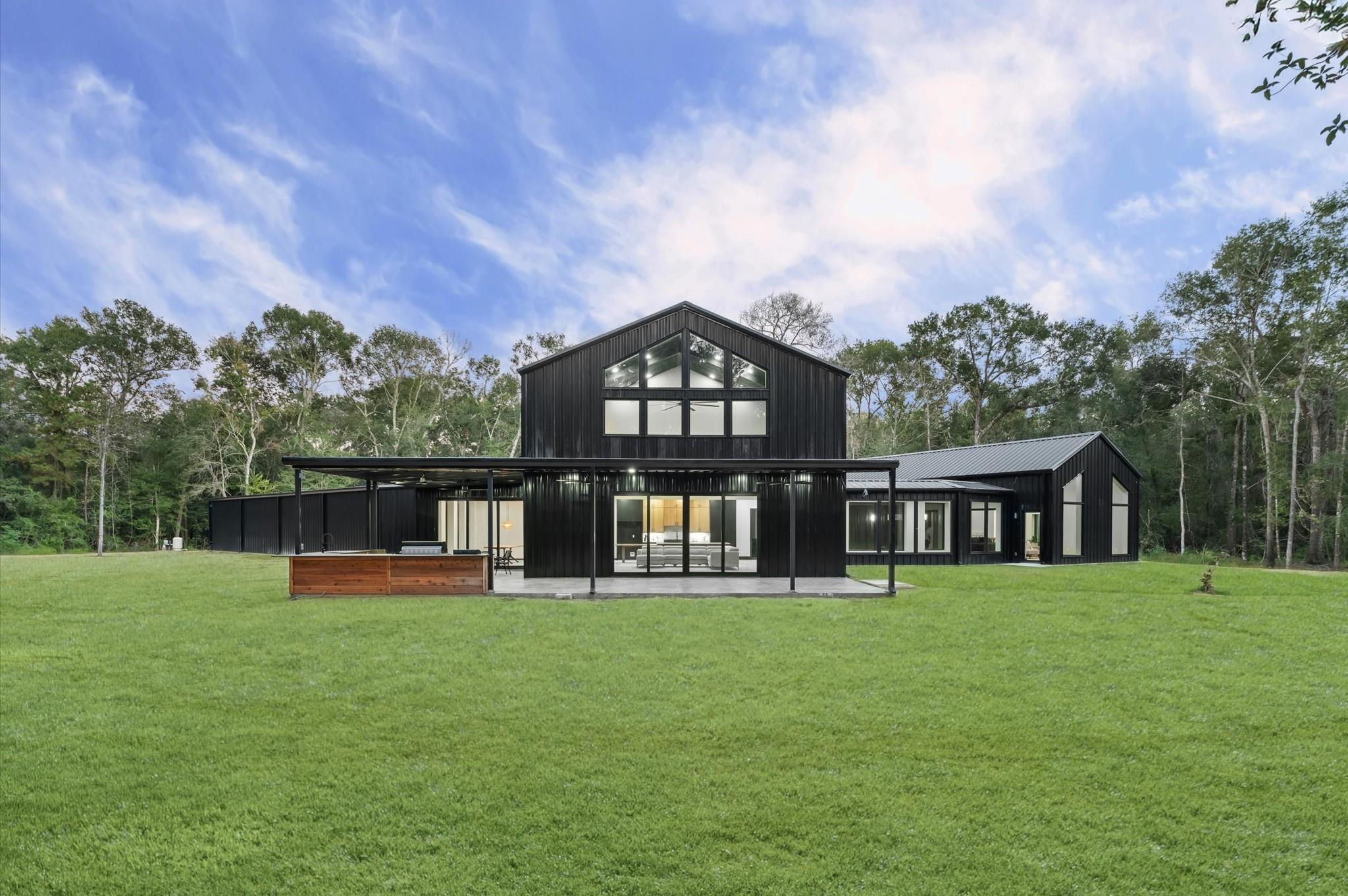 11415 Magnolia Bend Drive