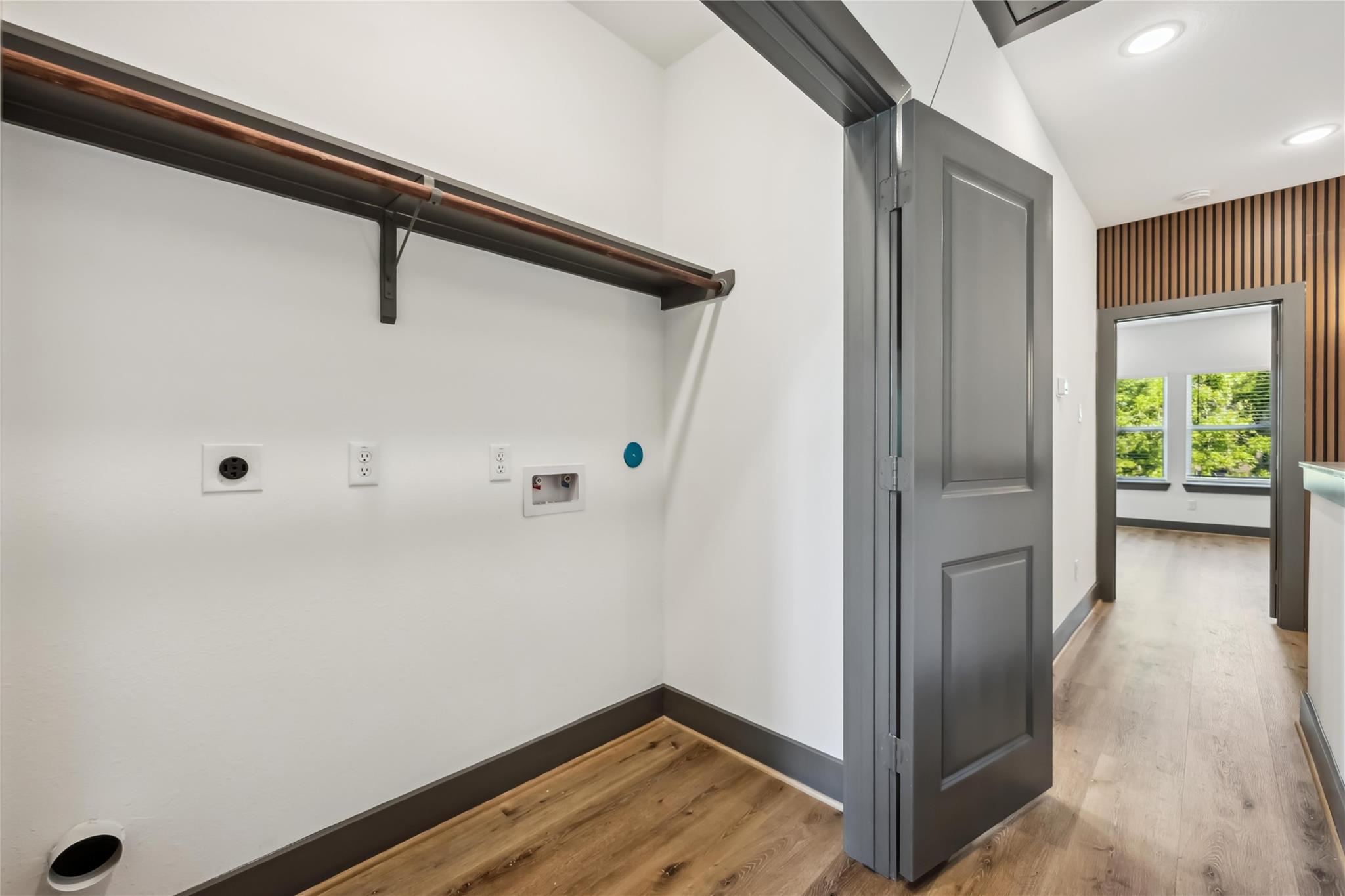 8115 Jeffrey Street Unit: A/B