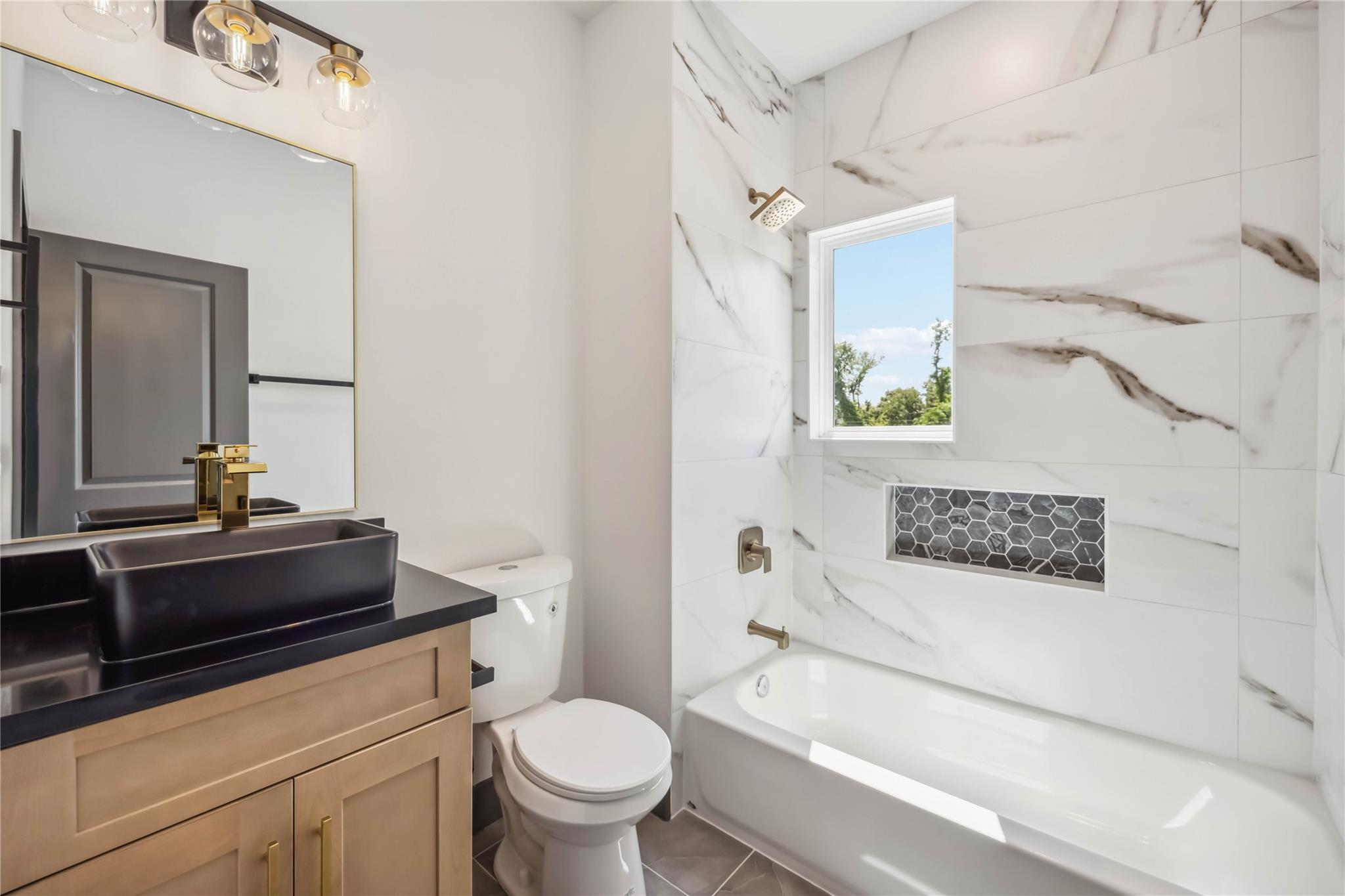 8115 Jeffrey Street Unit: A/B