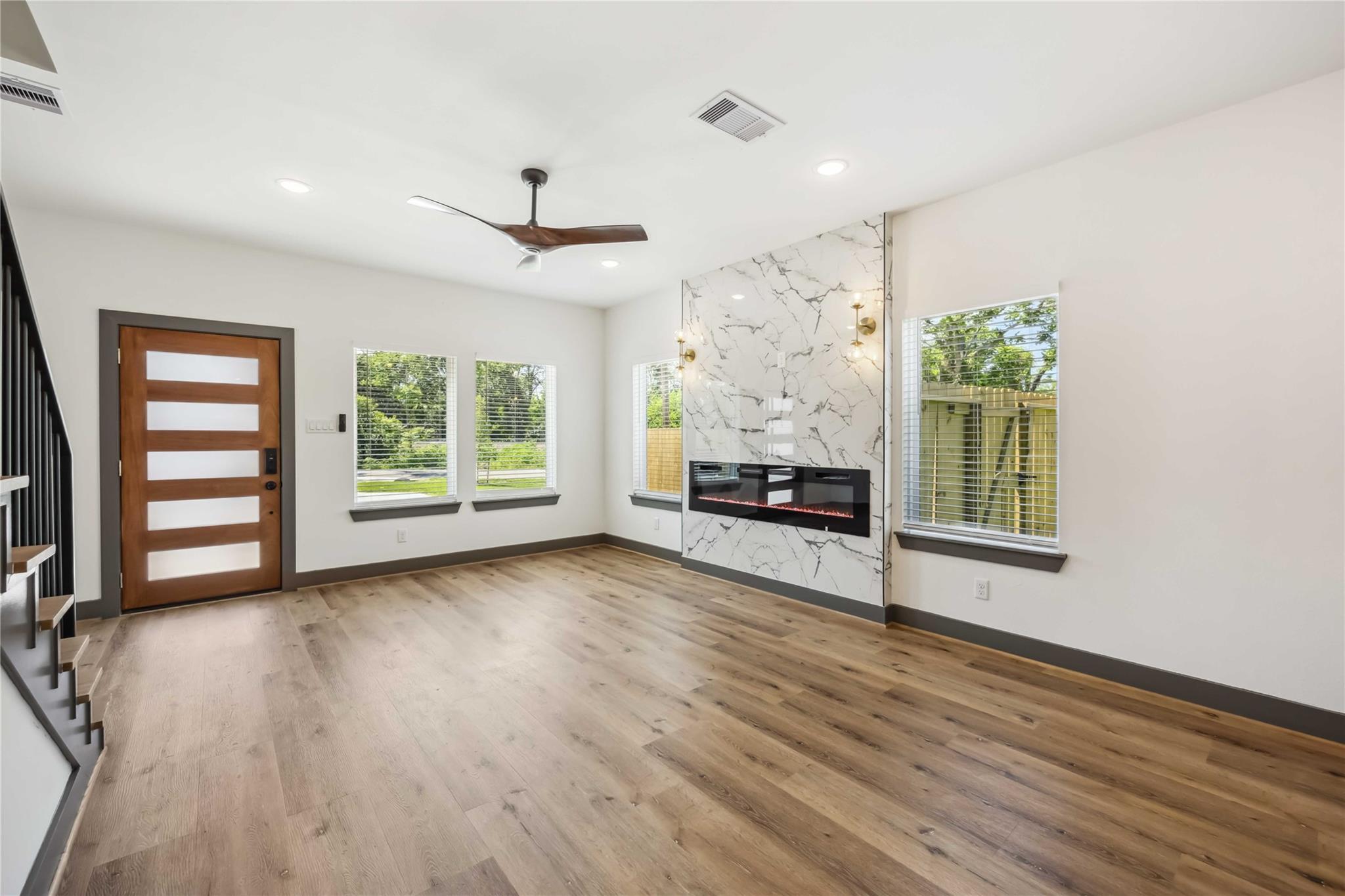 8115 Jeffrey Street Unit: A/B