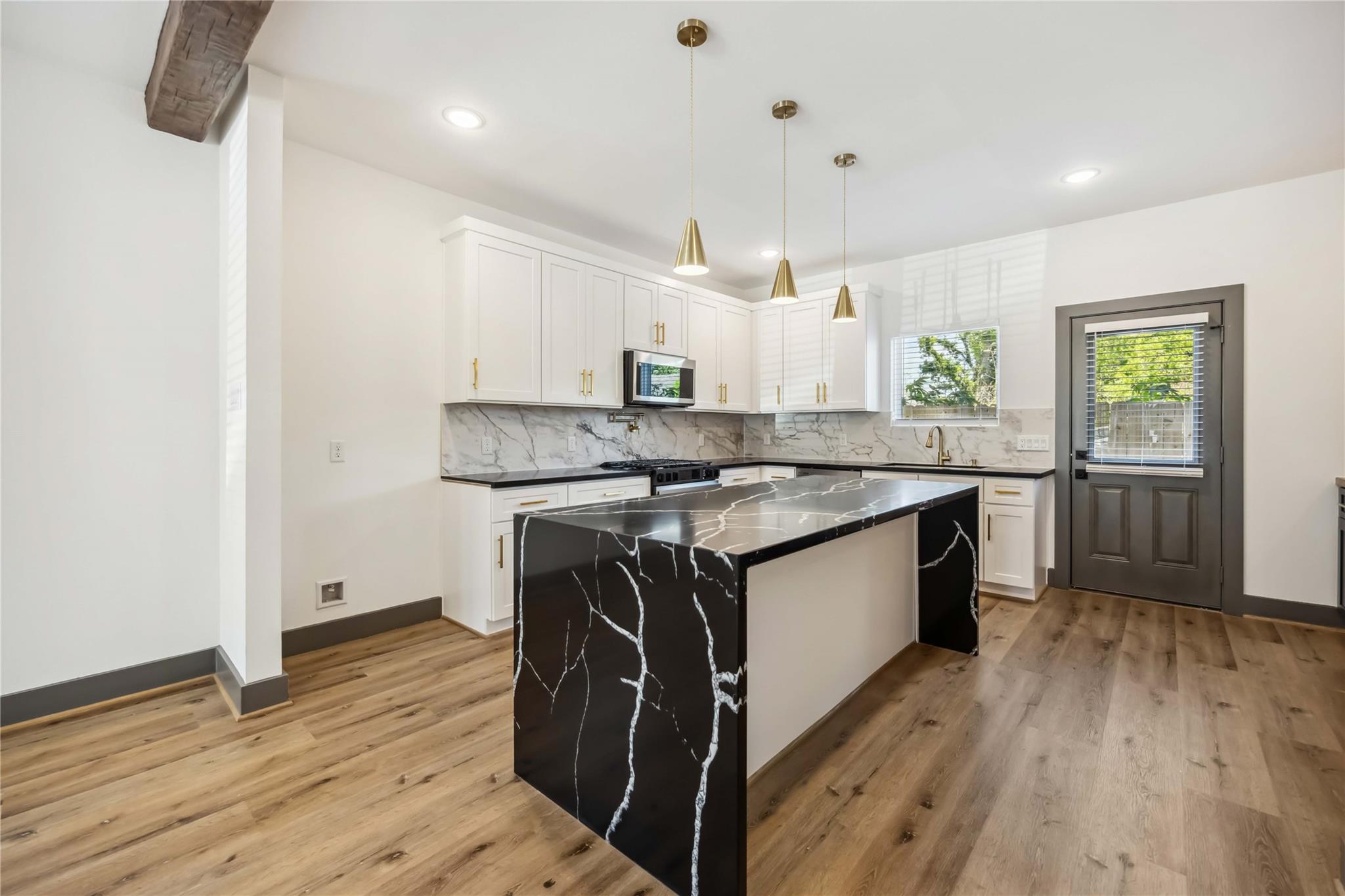 8115 Jeffrey Street Unit: A/B