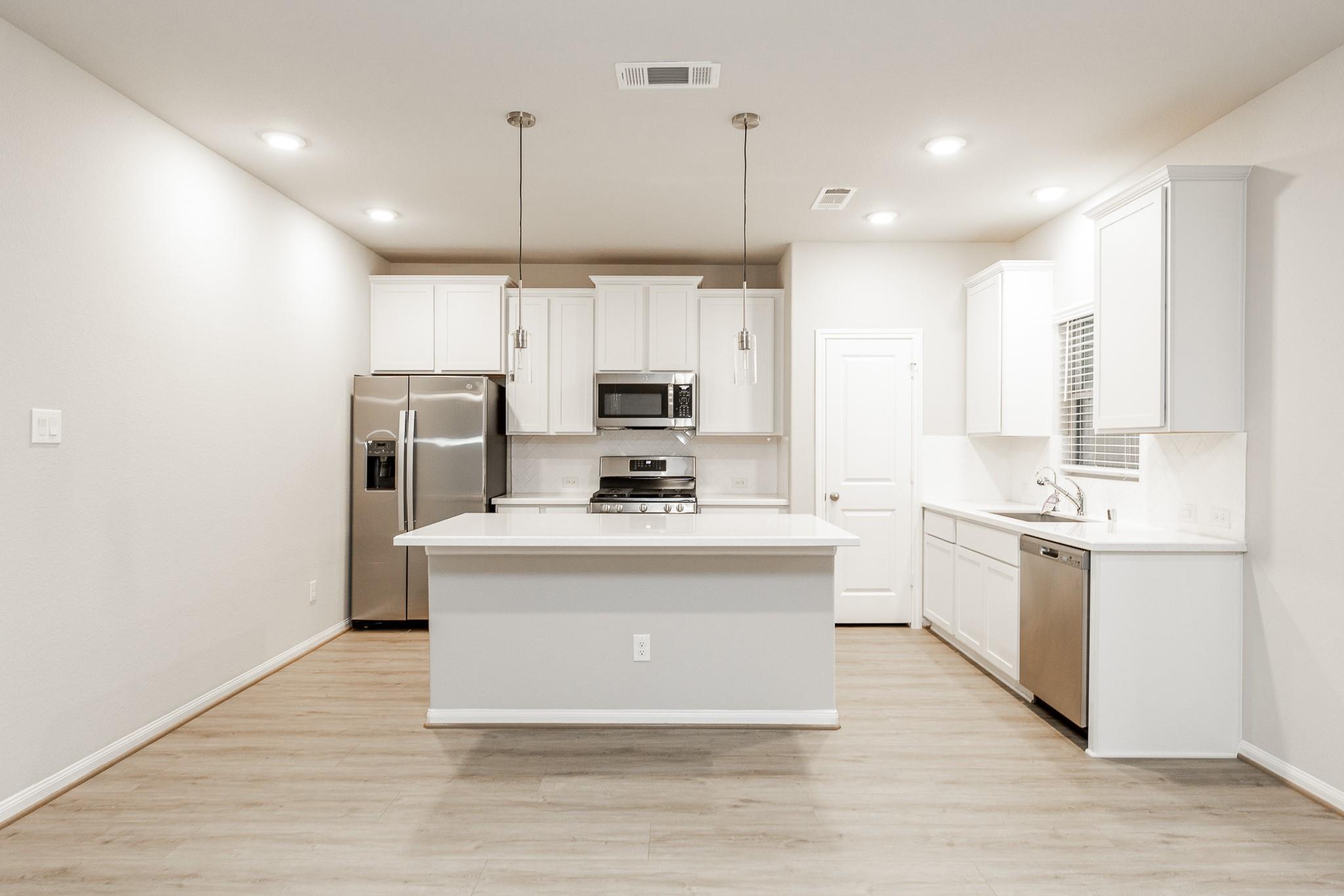 31115 Mahogany Fir Trail