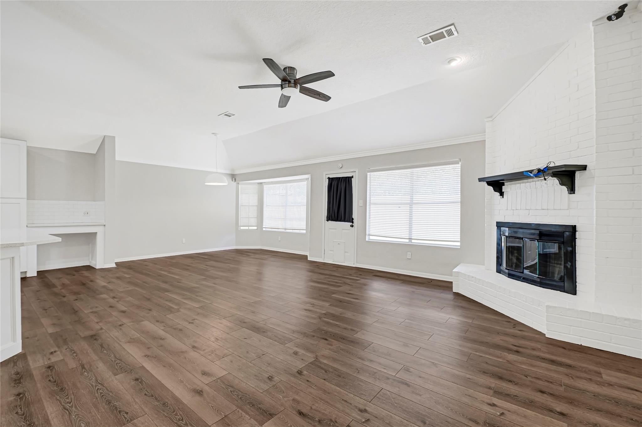 522 Country Lane