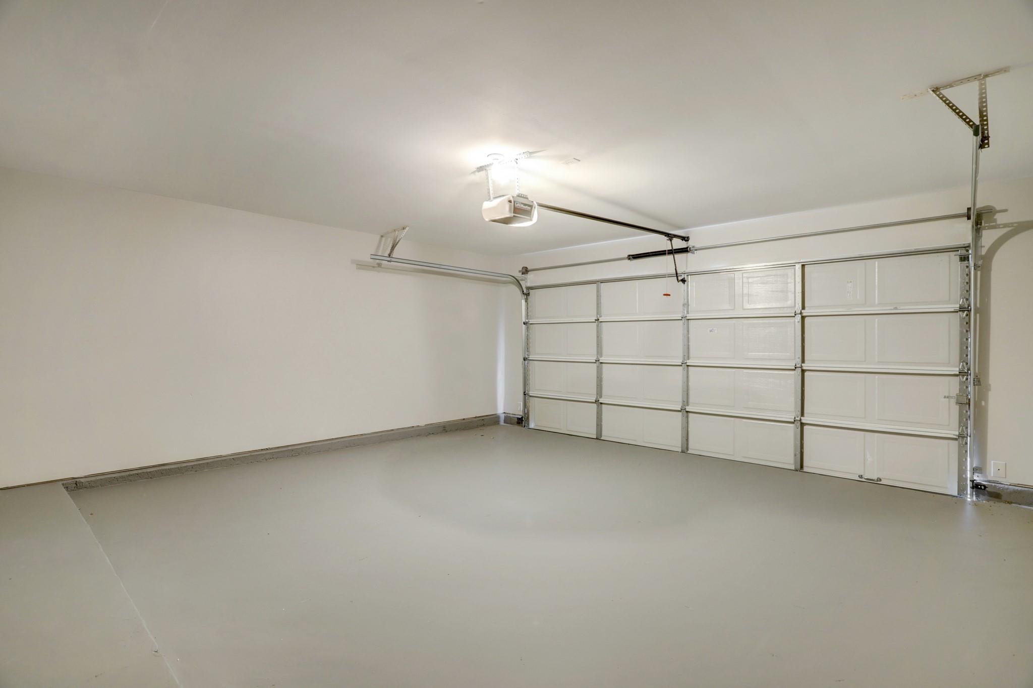 5014 Mabry Stream Court